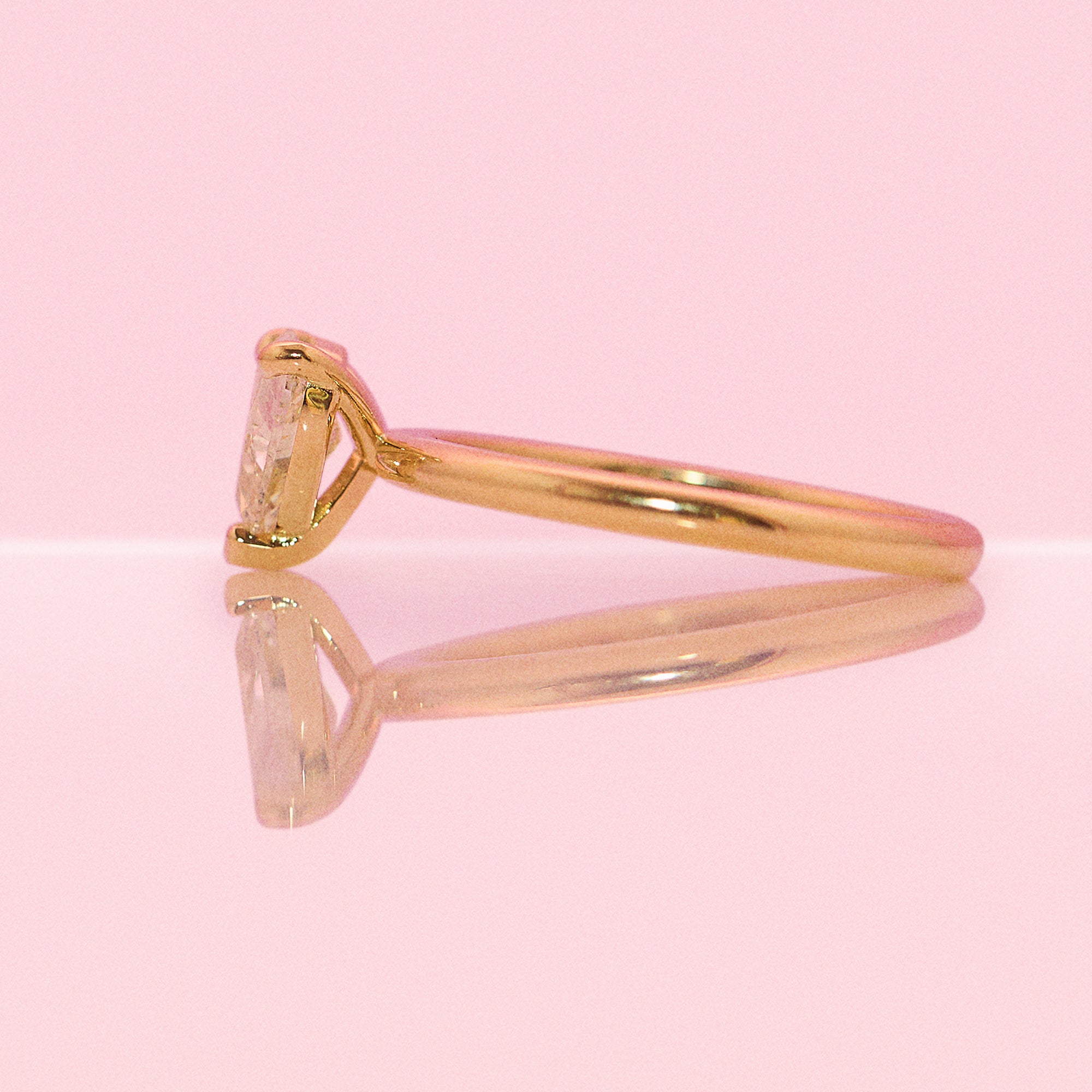 18ct gold 1.05ct heart-shaped diamond ring