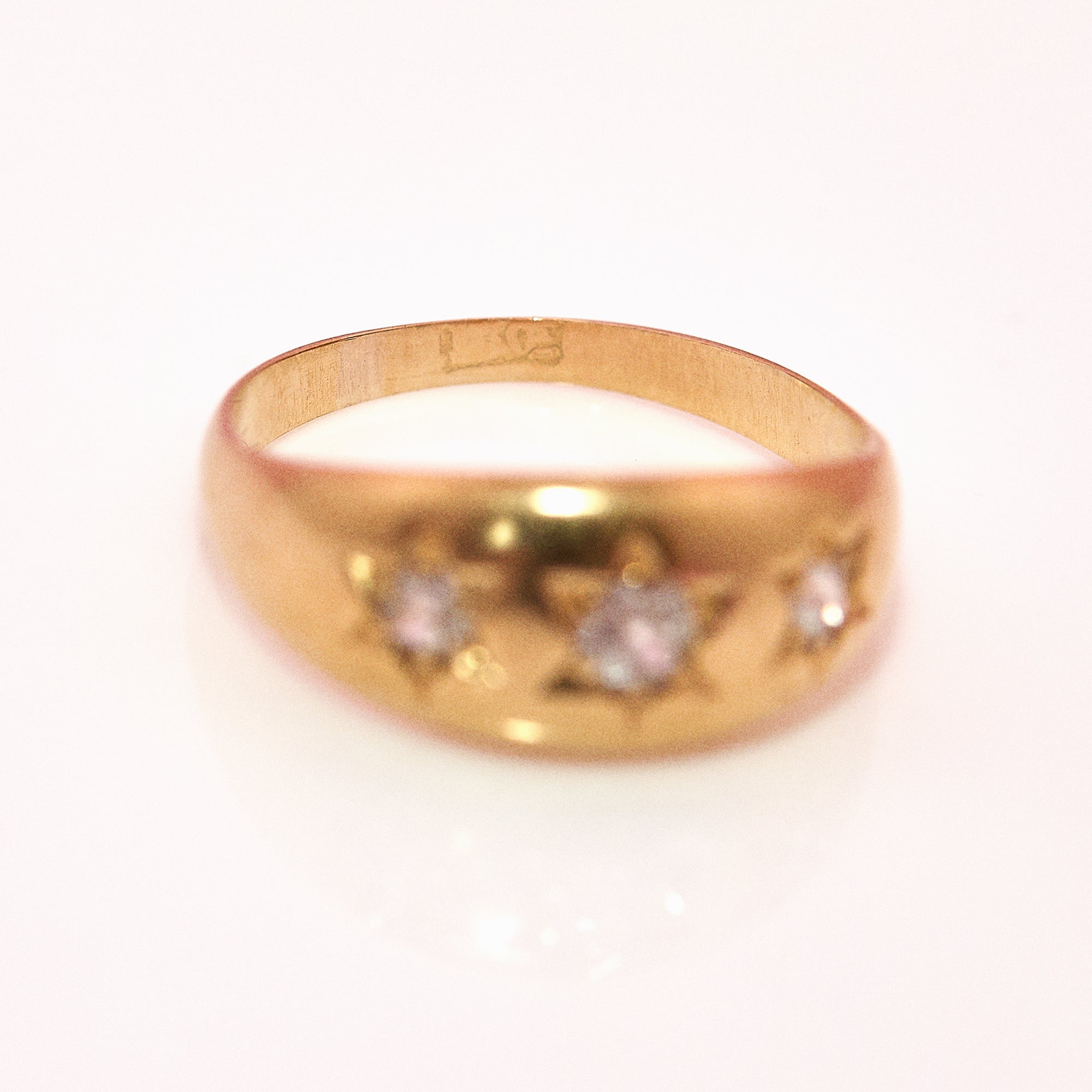 18ct gold Victorian old cut 0.60ct diamond starburst gypsy ring