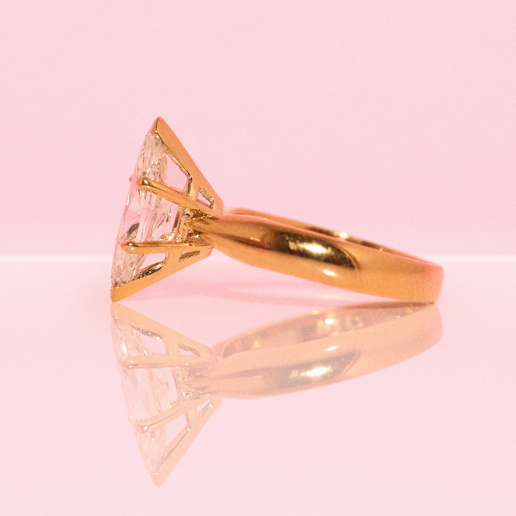 14ct gold 1.76ct marquise cut diamond ring