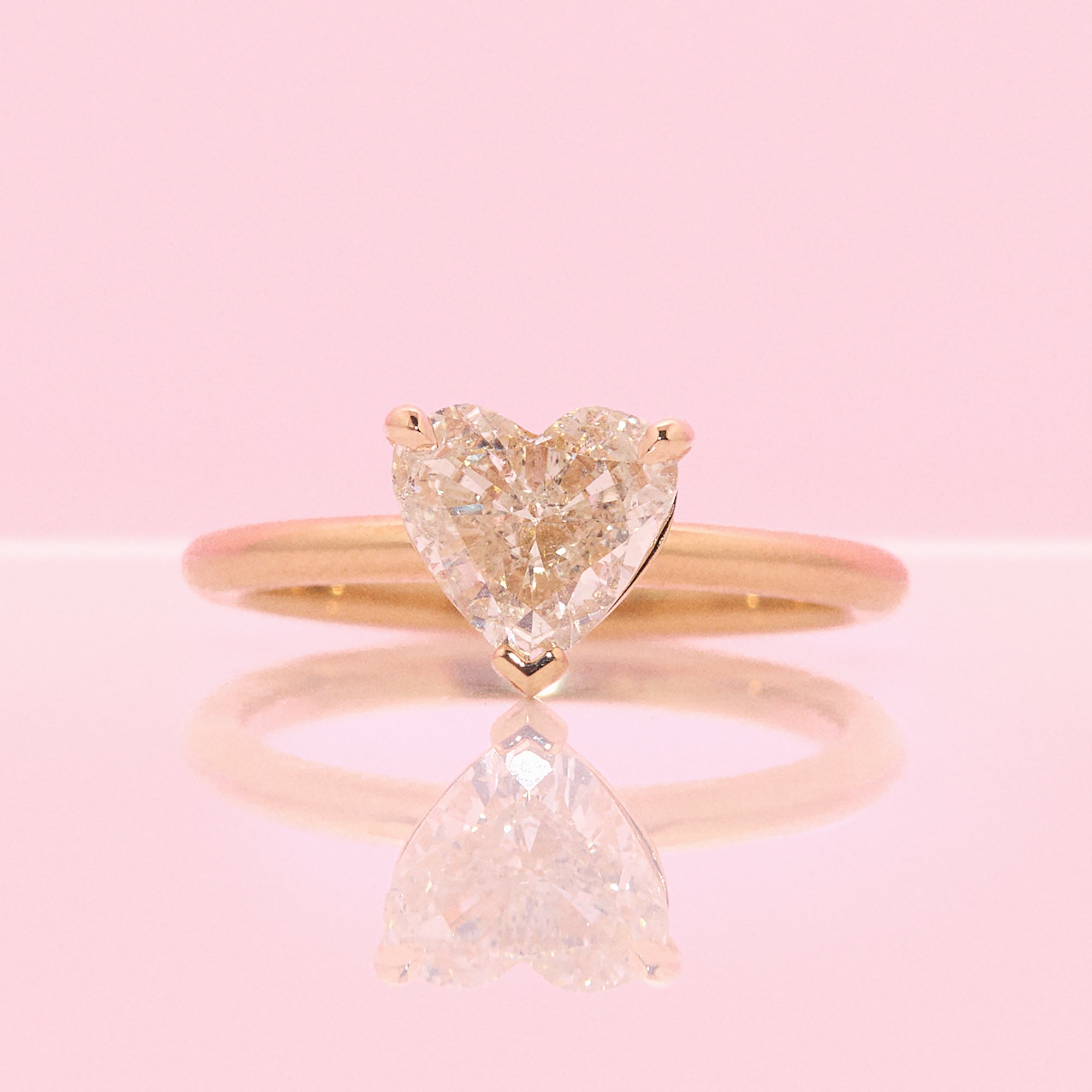 18ct gold 1.05ct heart-shaped diamond ring