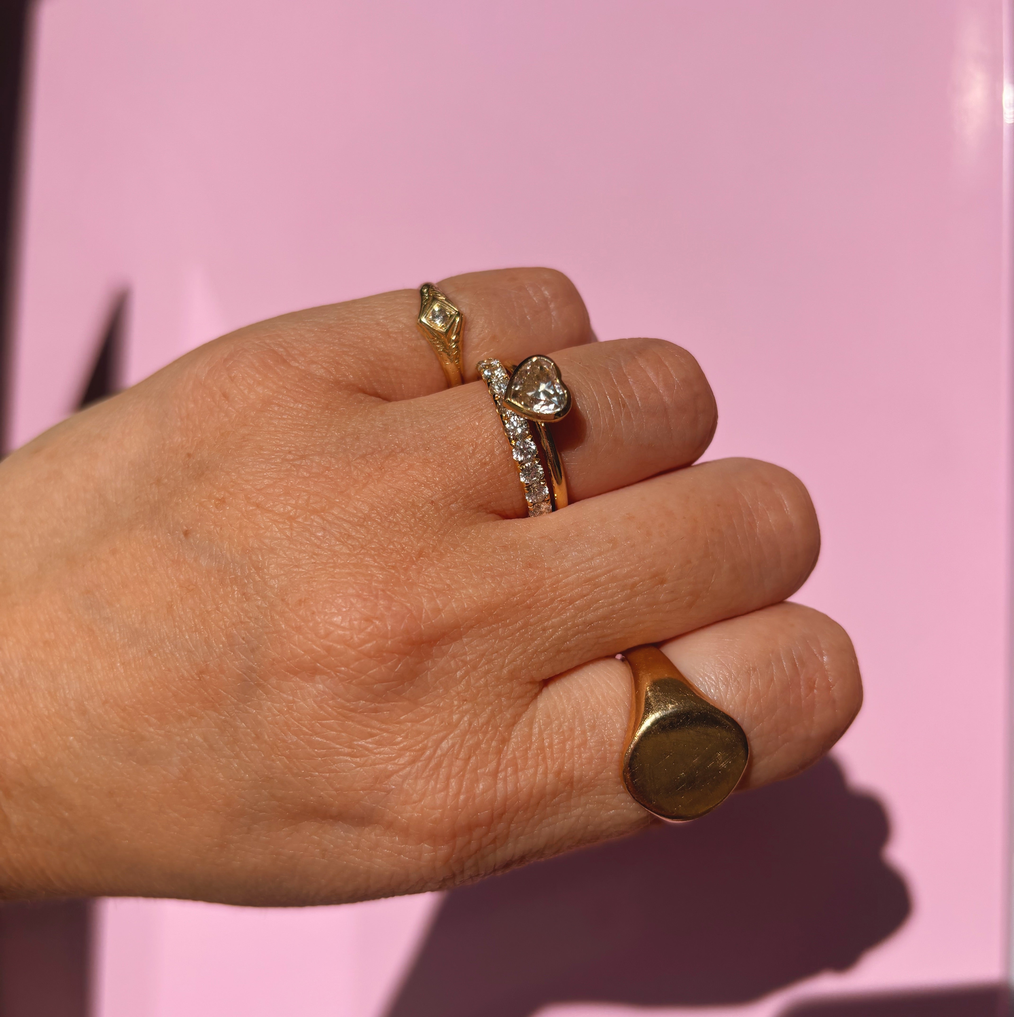 18ct gold bezel set 1.07ct heart-shaped diamond ring