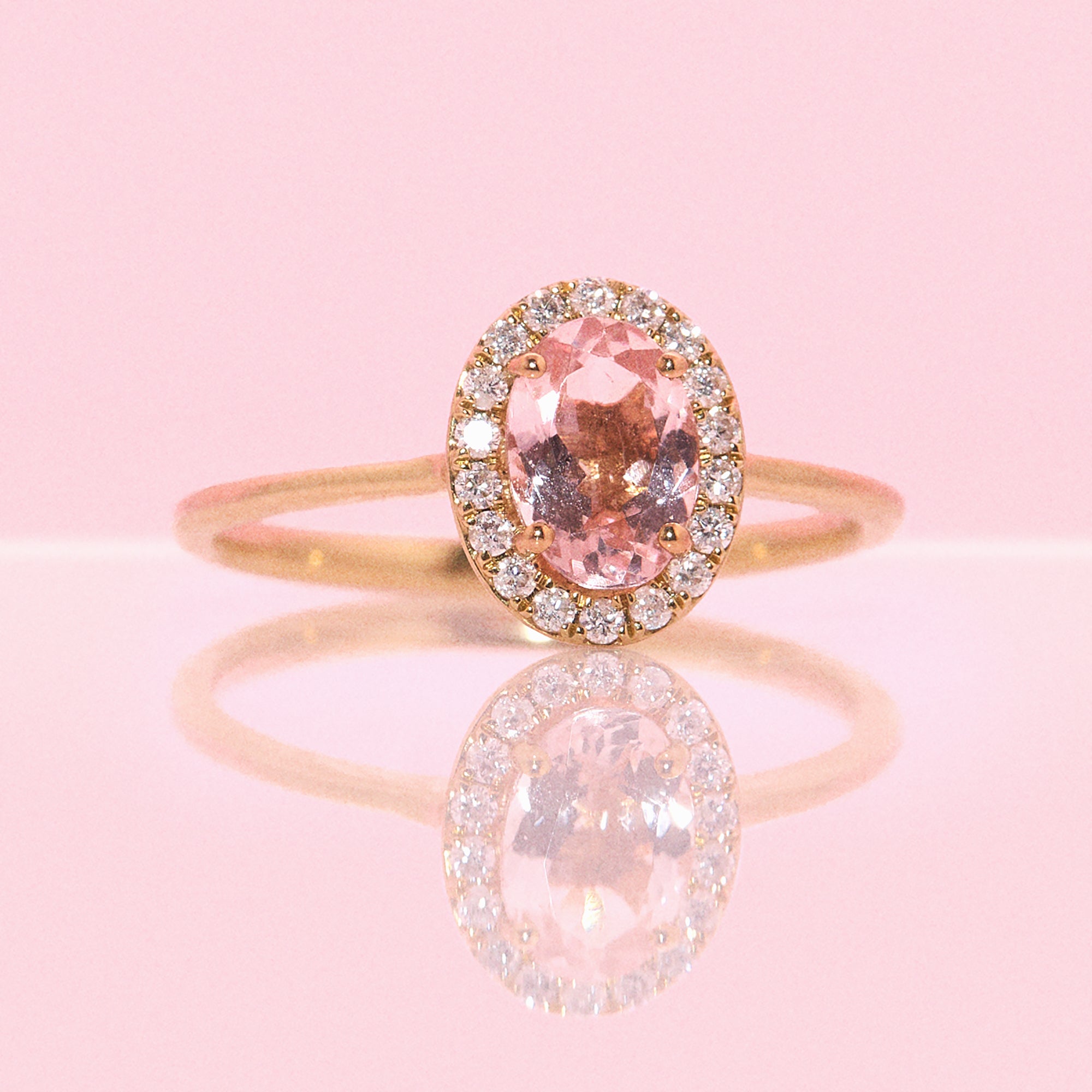 18ct yellow gold 0.71ct morganite and 0.13ct diamond cluster ring