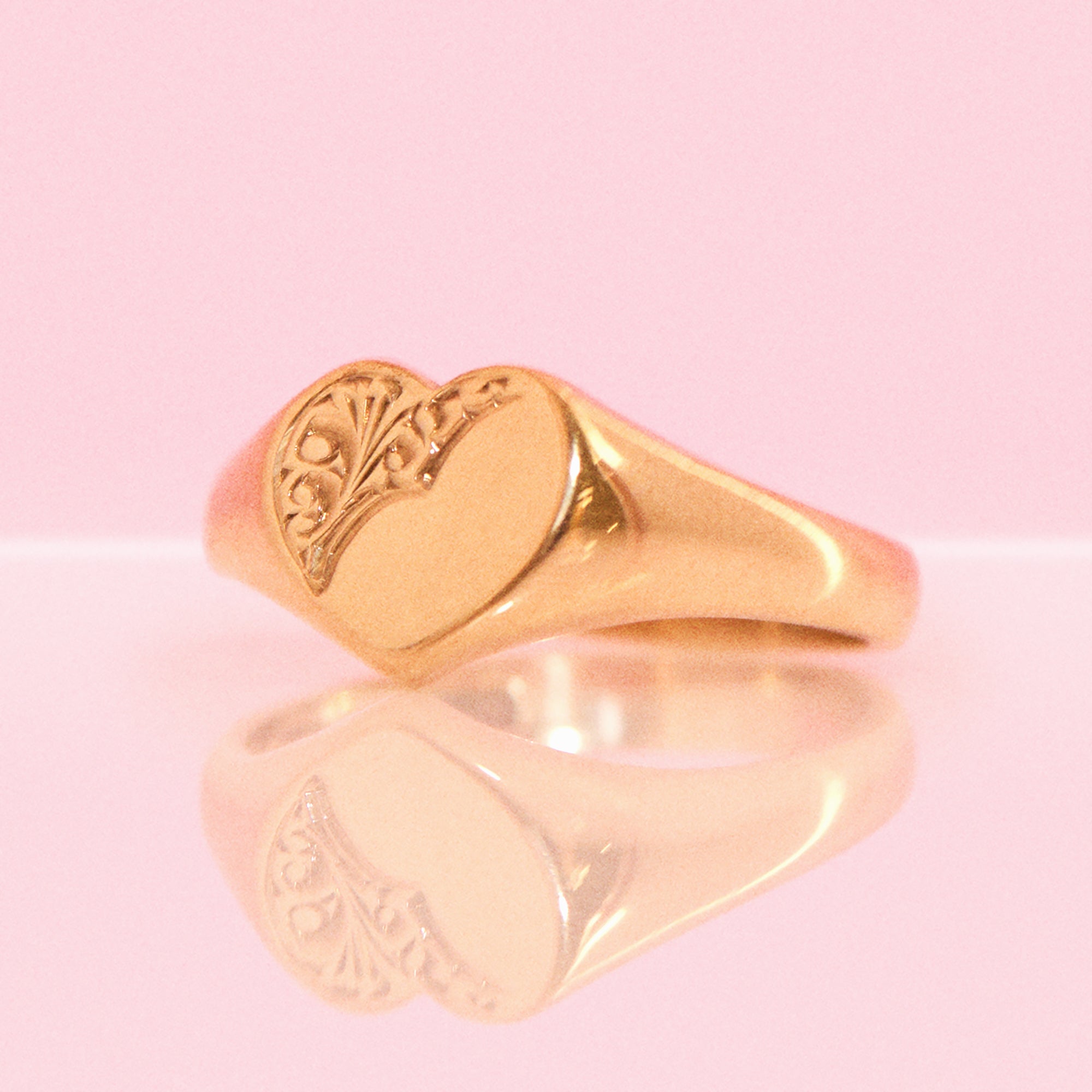 9ct gold heart shaped signet ring from 1994