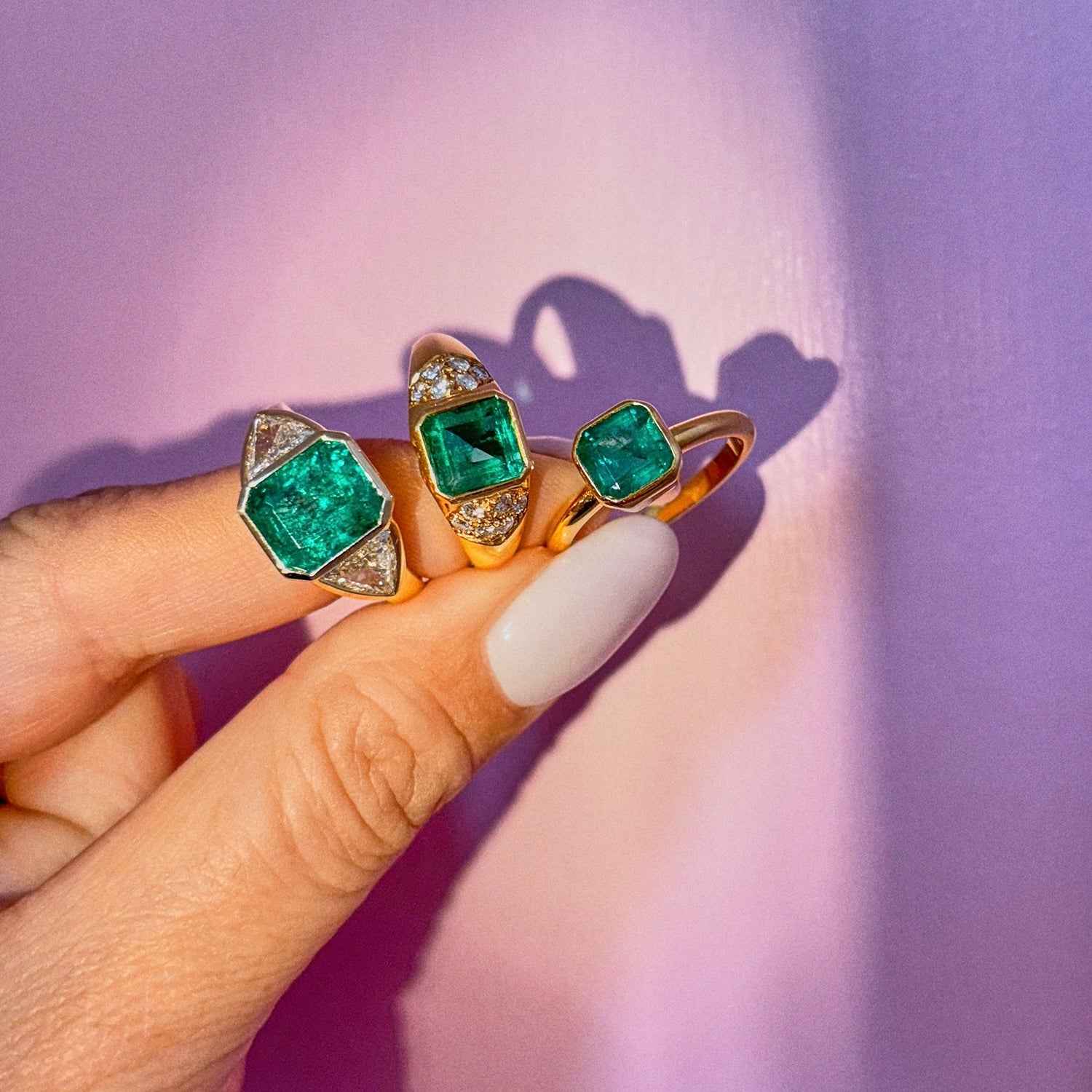 18ct gold emerald and diamond ring