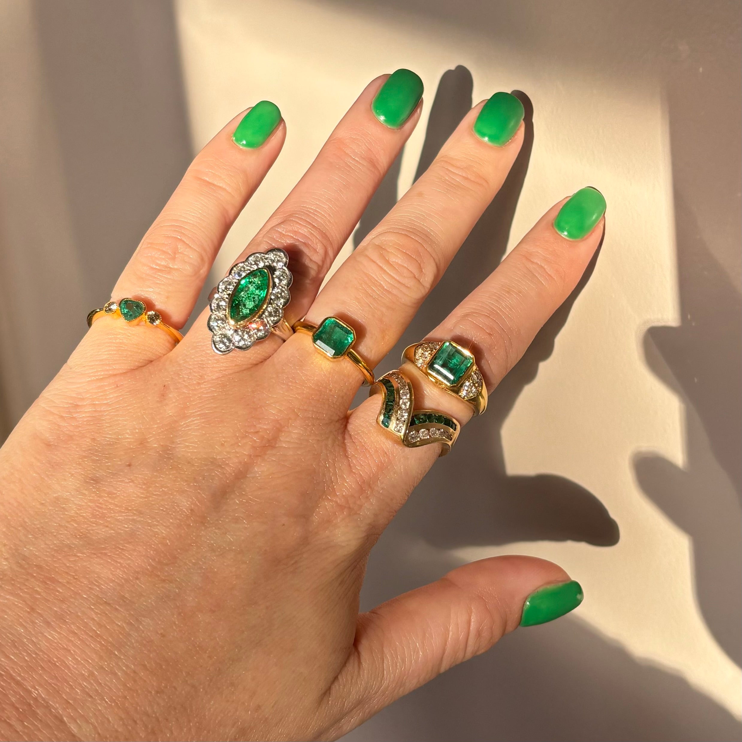 18ct gold emerald and diamond ring