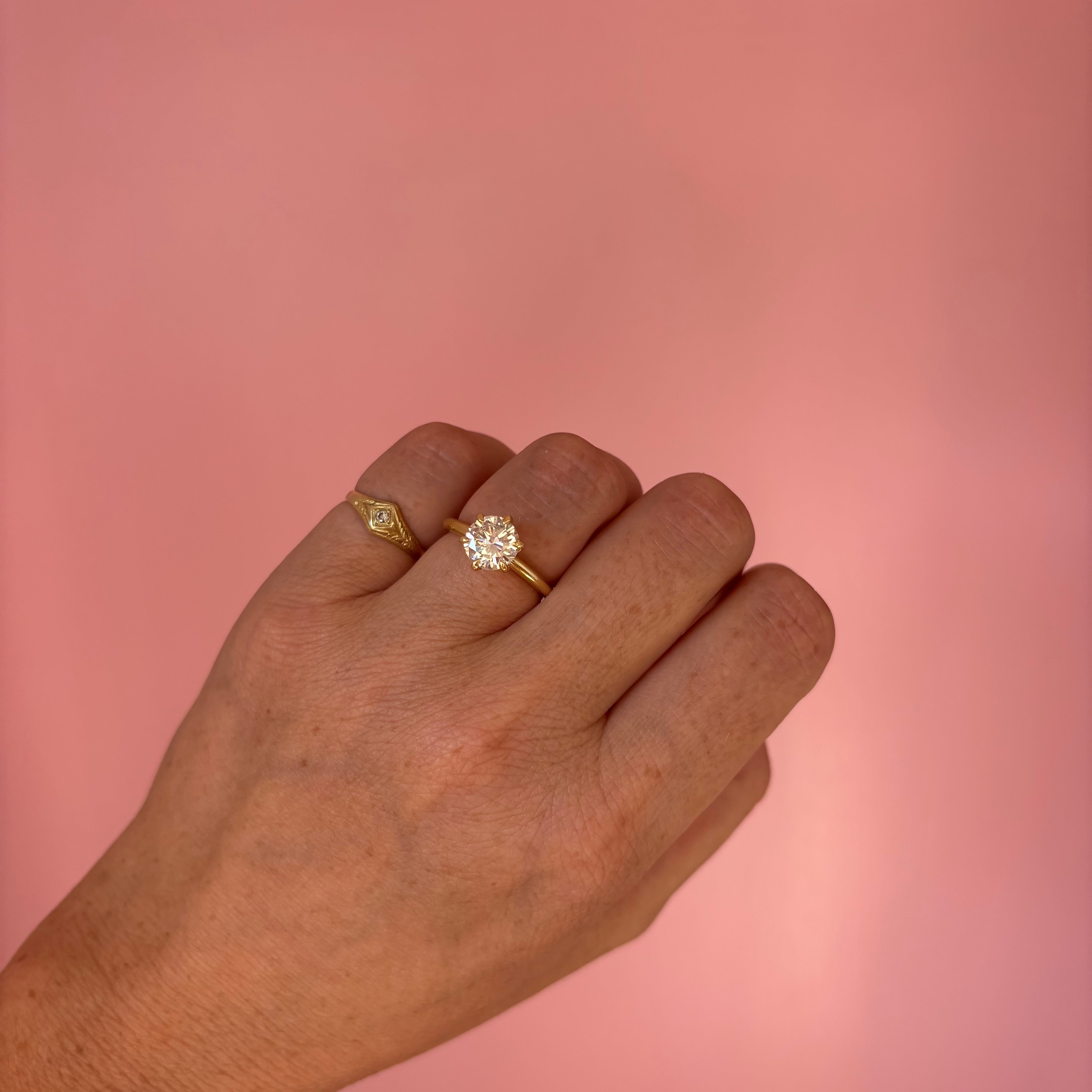 18ct yellow gold 1.56ct round brilliant cut diamond ring