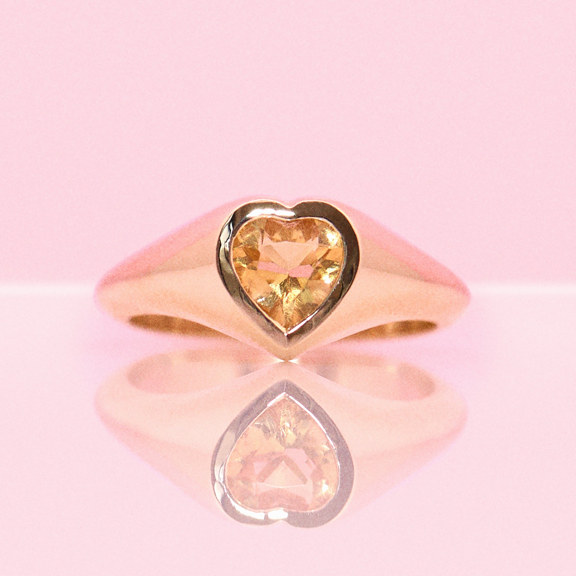 9ct gold heart shaped citrine signet pinky ring