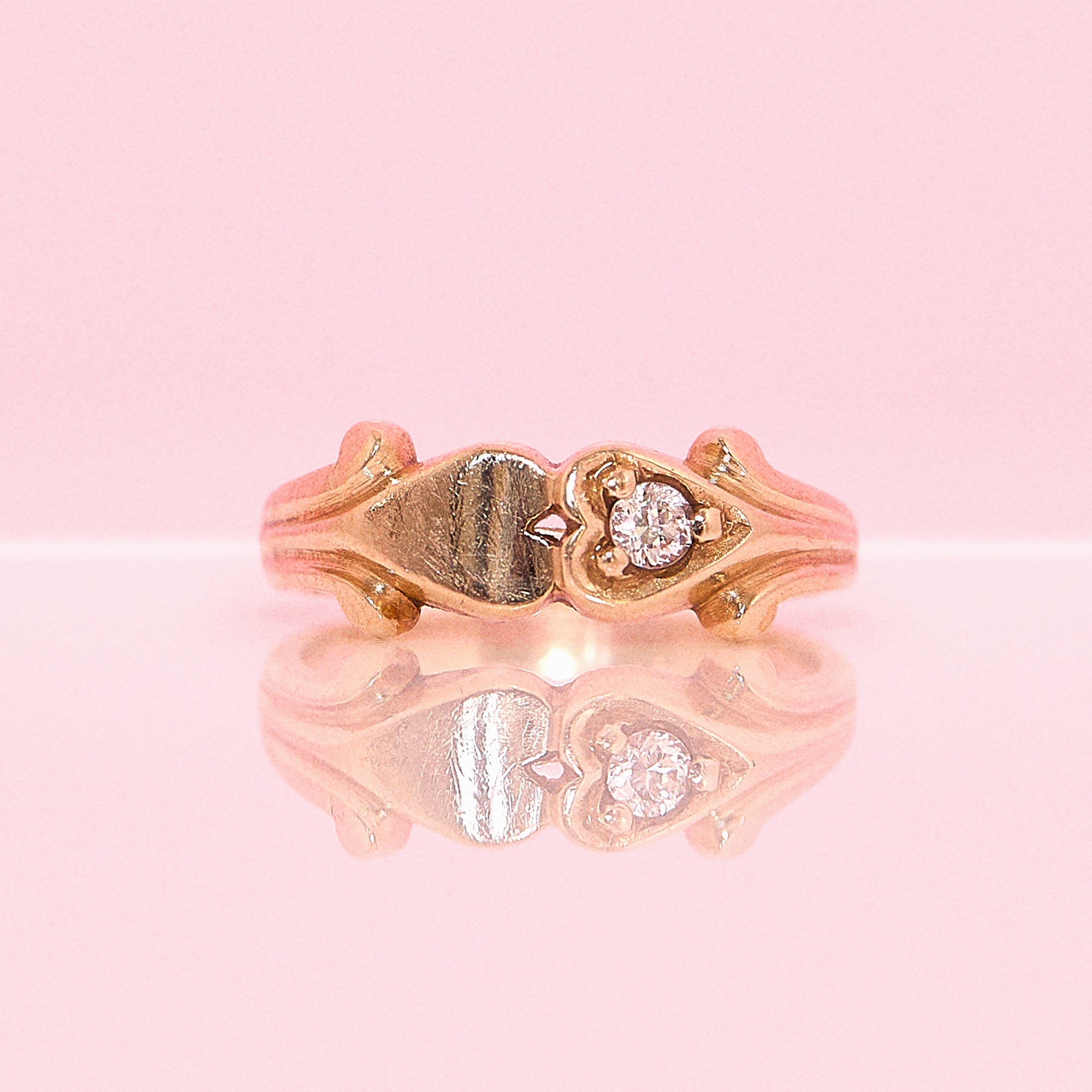 10ct gold heart shaped pinky ring
