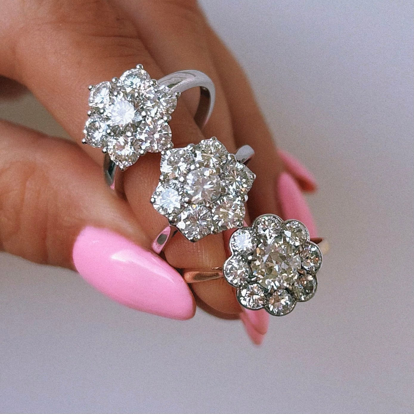 18ct white gold 2.14ct diamond flower ring