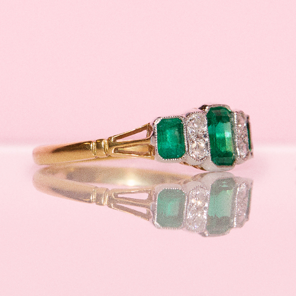 Vintage 18ct gold emerald and diamond ring