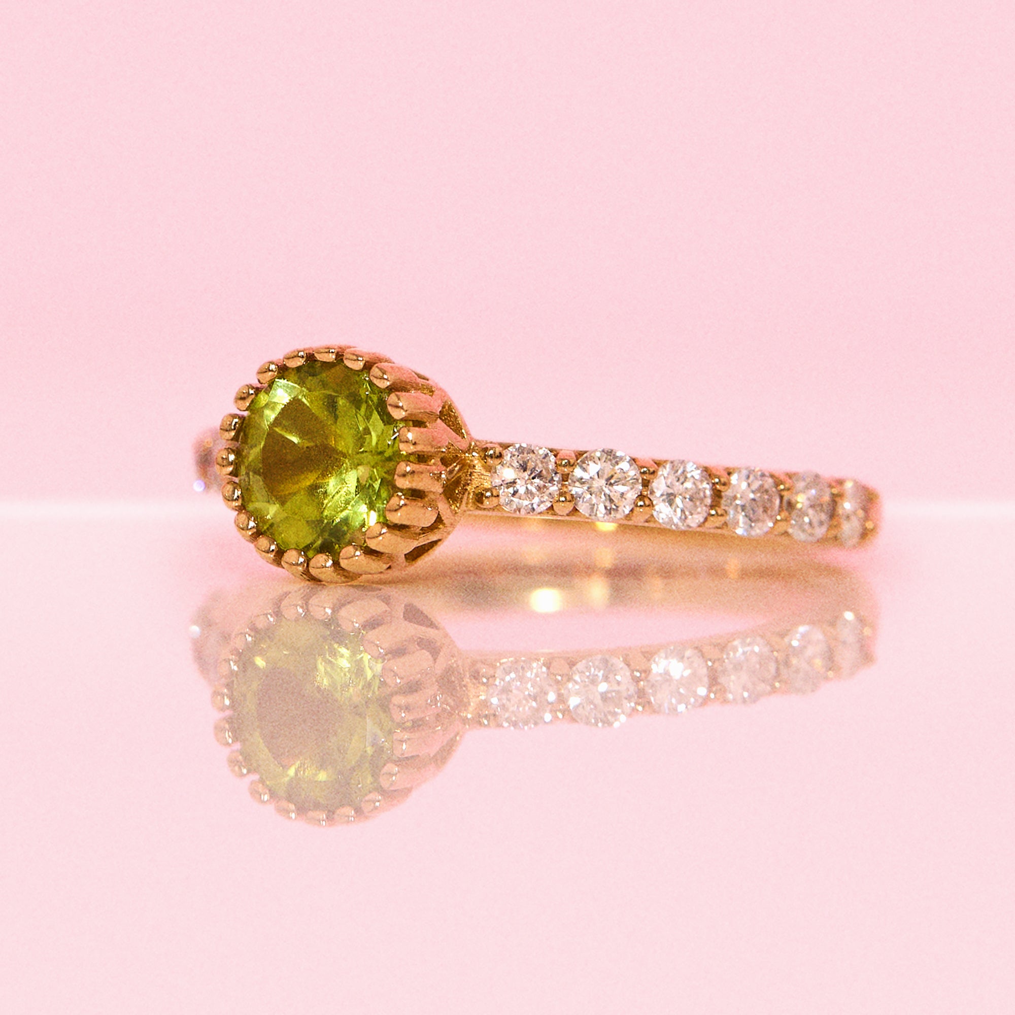 18ct gold peridot and diamond half eternity ring