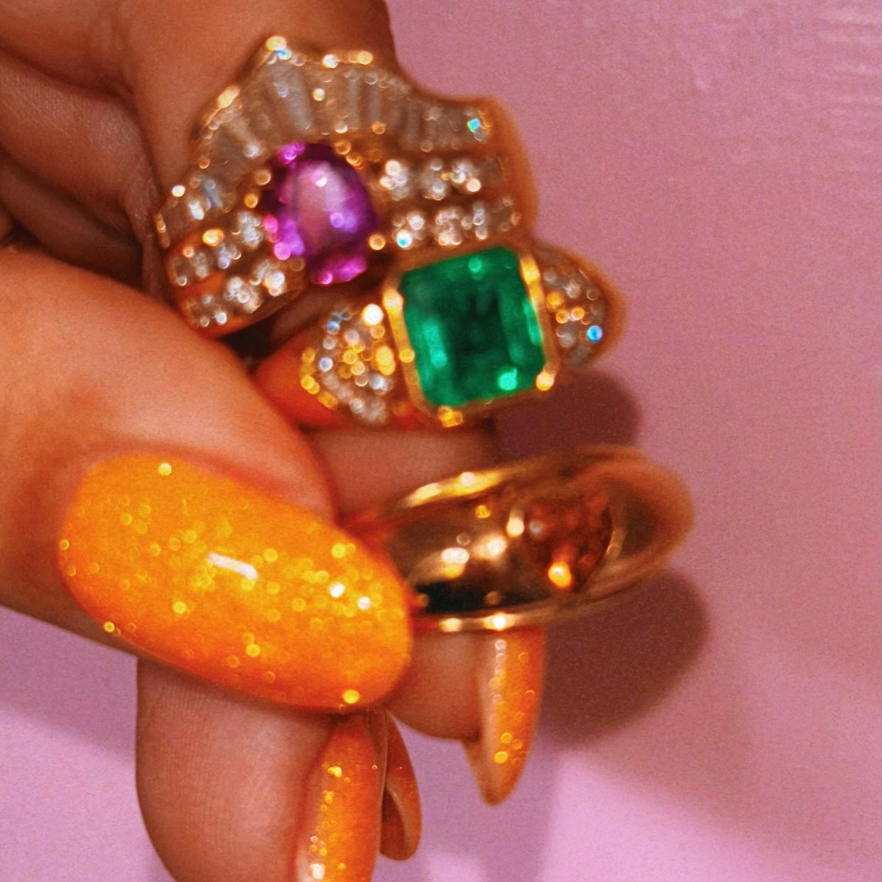 18ct gold emerald and diamond ring