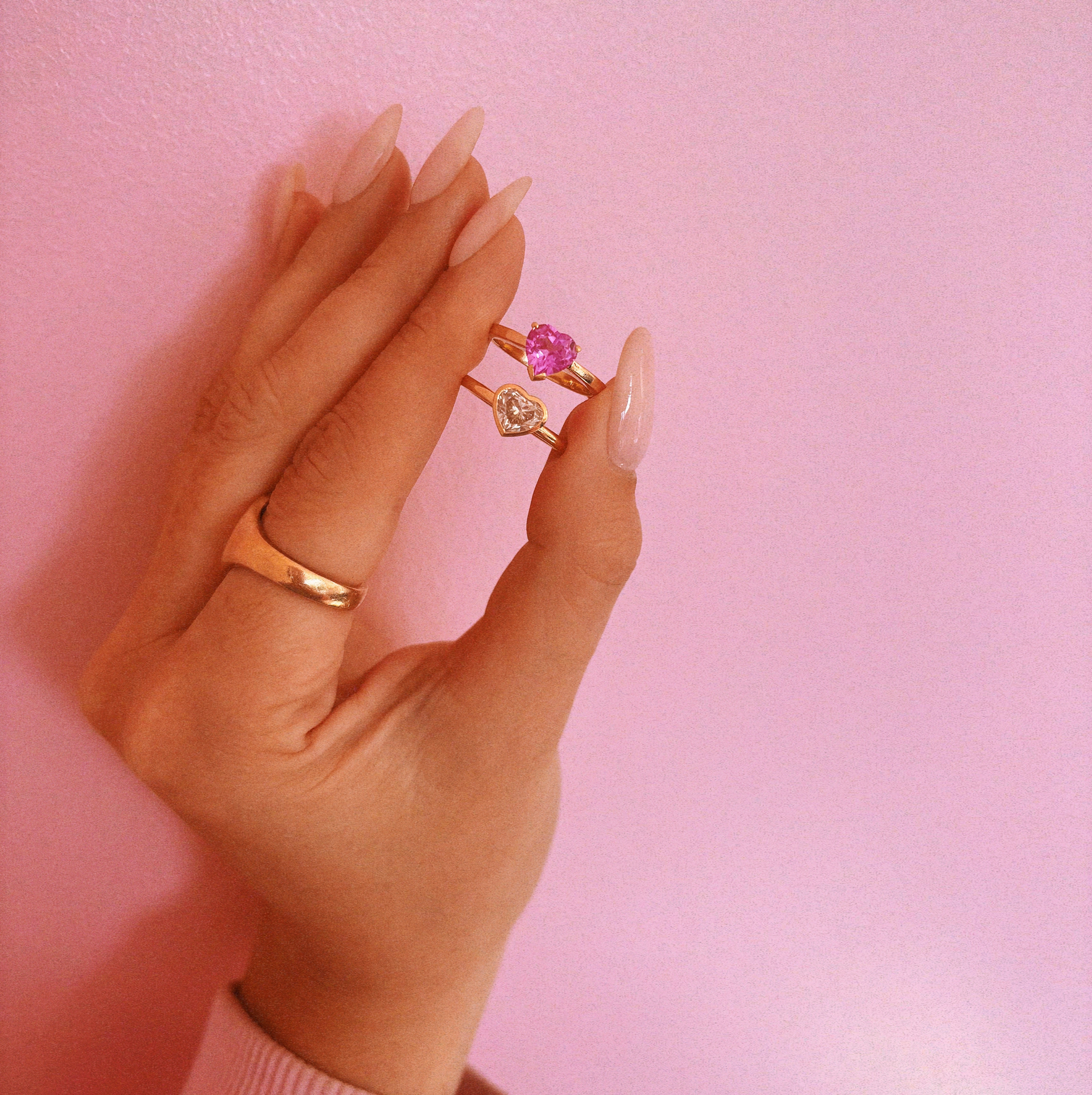 18ct gold bezel set 1.07ct heart-shaped diamond ring