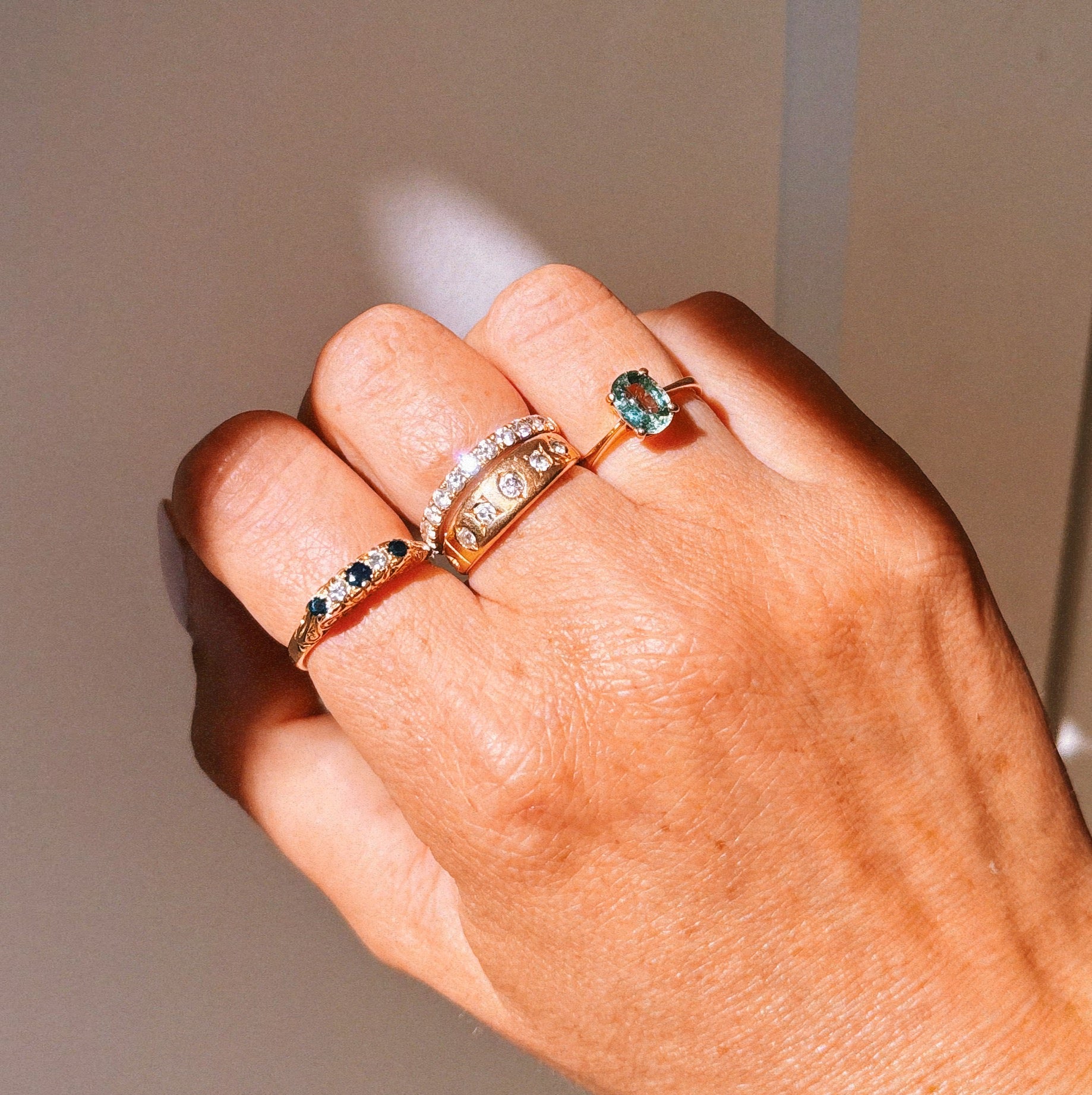 14ct gold green garnet single stone ring