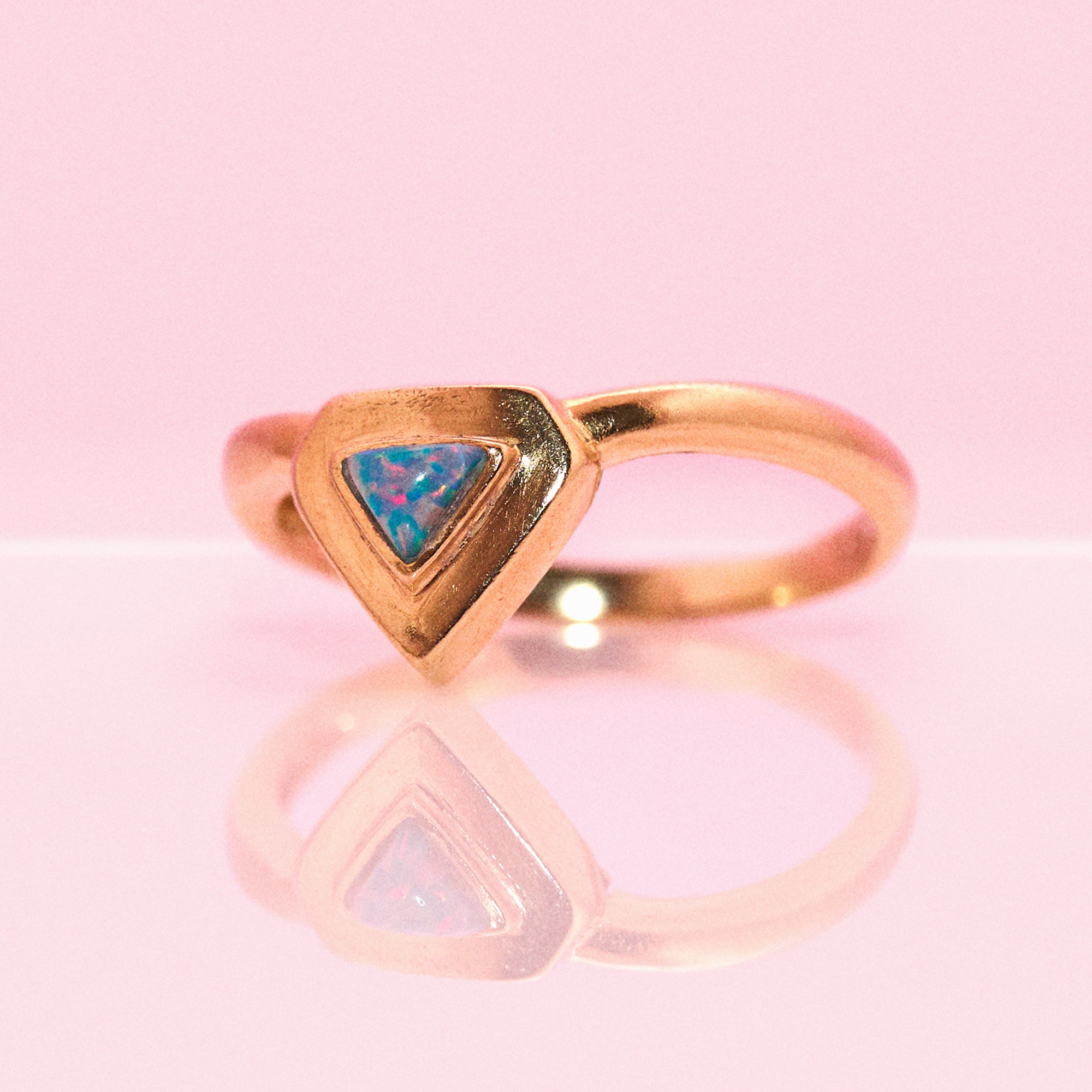 14ct gold opal ring