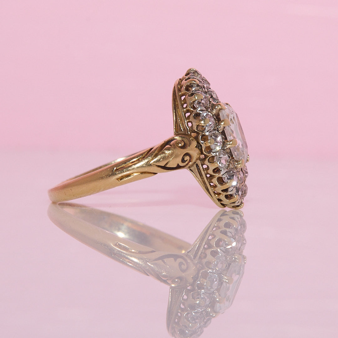 18ct gold diamond marquise ring