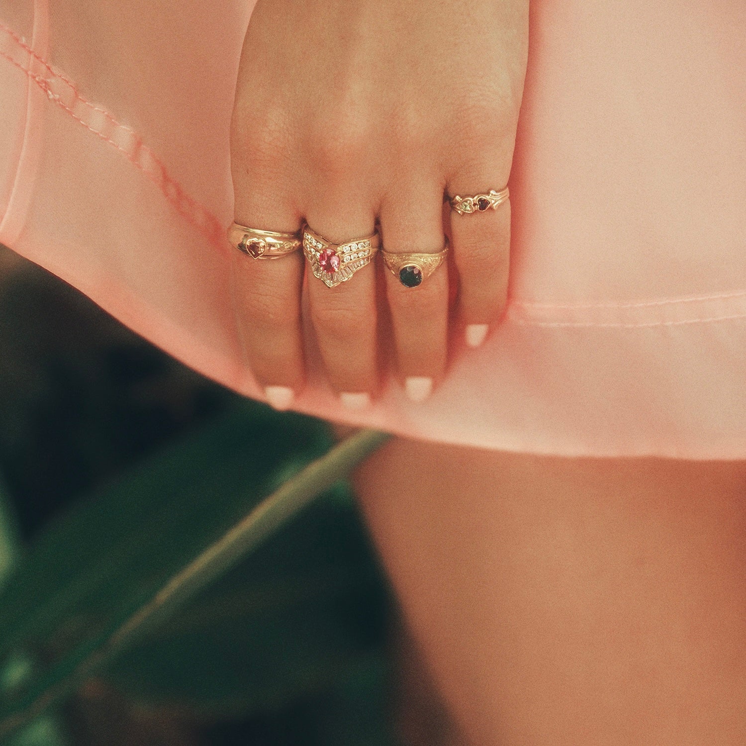 14ct gold heart shaped citrine signet ring