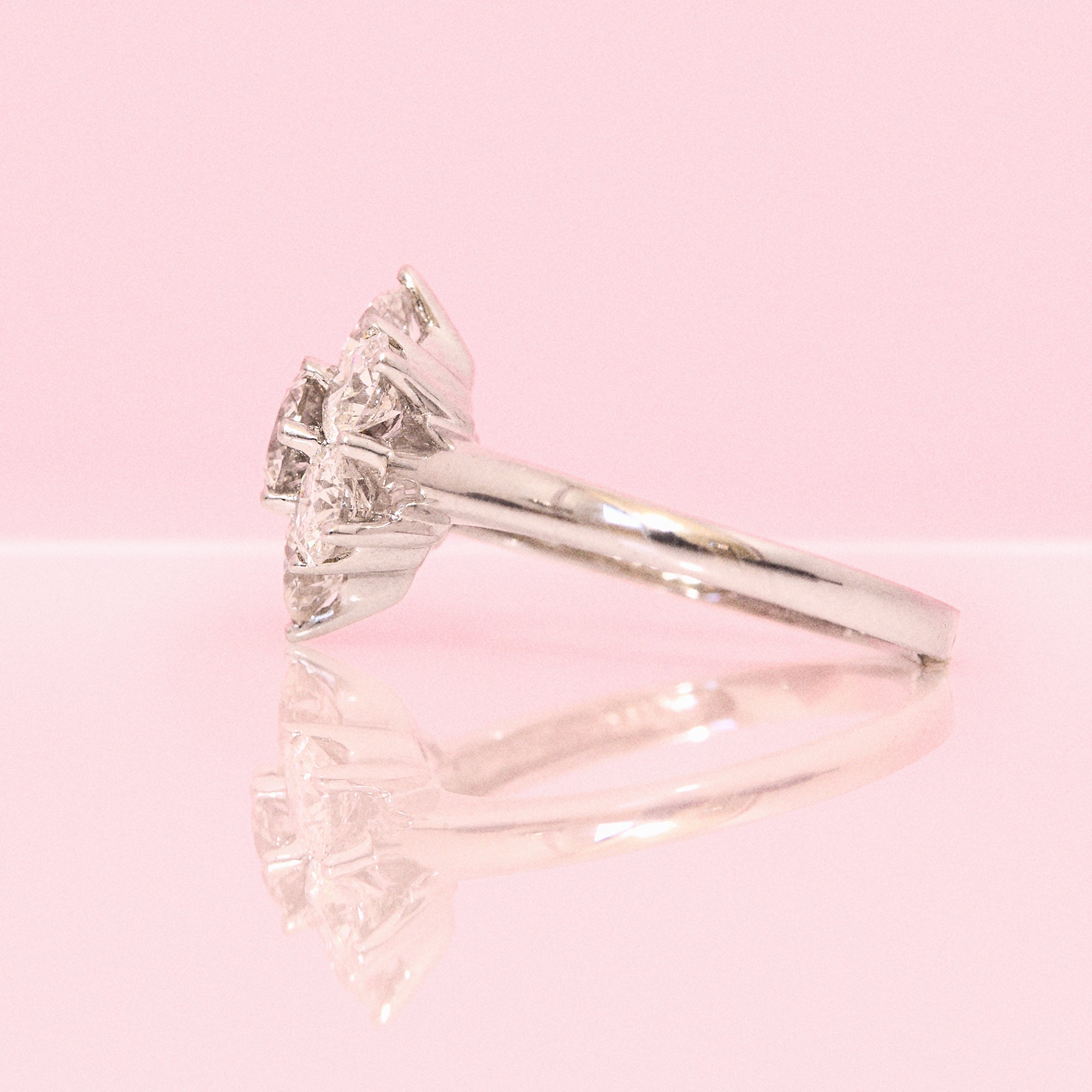 18ct white gold 2.14ct diamond flower ring