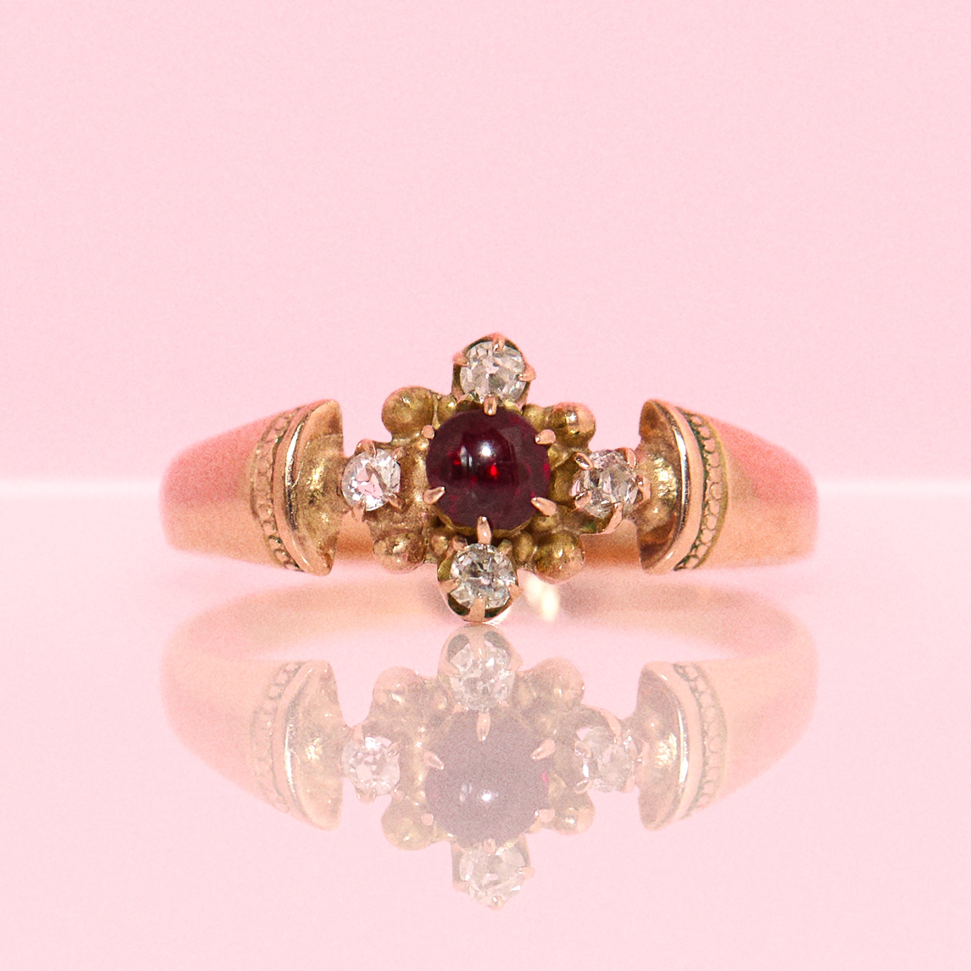 9ct gold garnet and old cut diamond ring