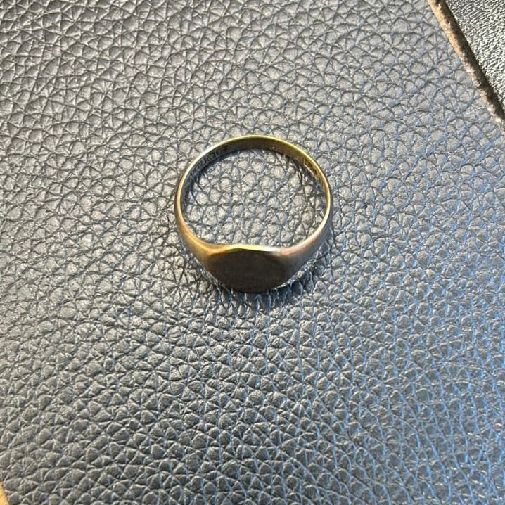 9ct gold round vintage signet ring (suitable for engraving)
