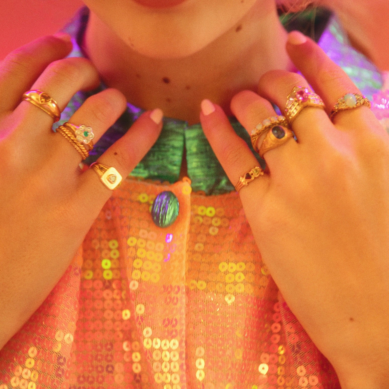 9ct gold 0.31ct heart-shaped diamond vintage square signet ring