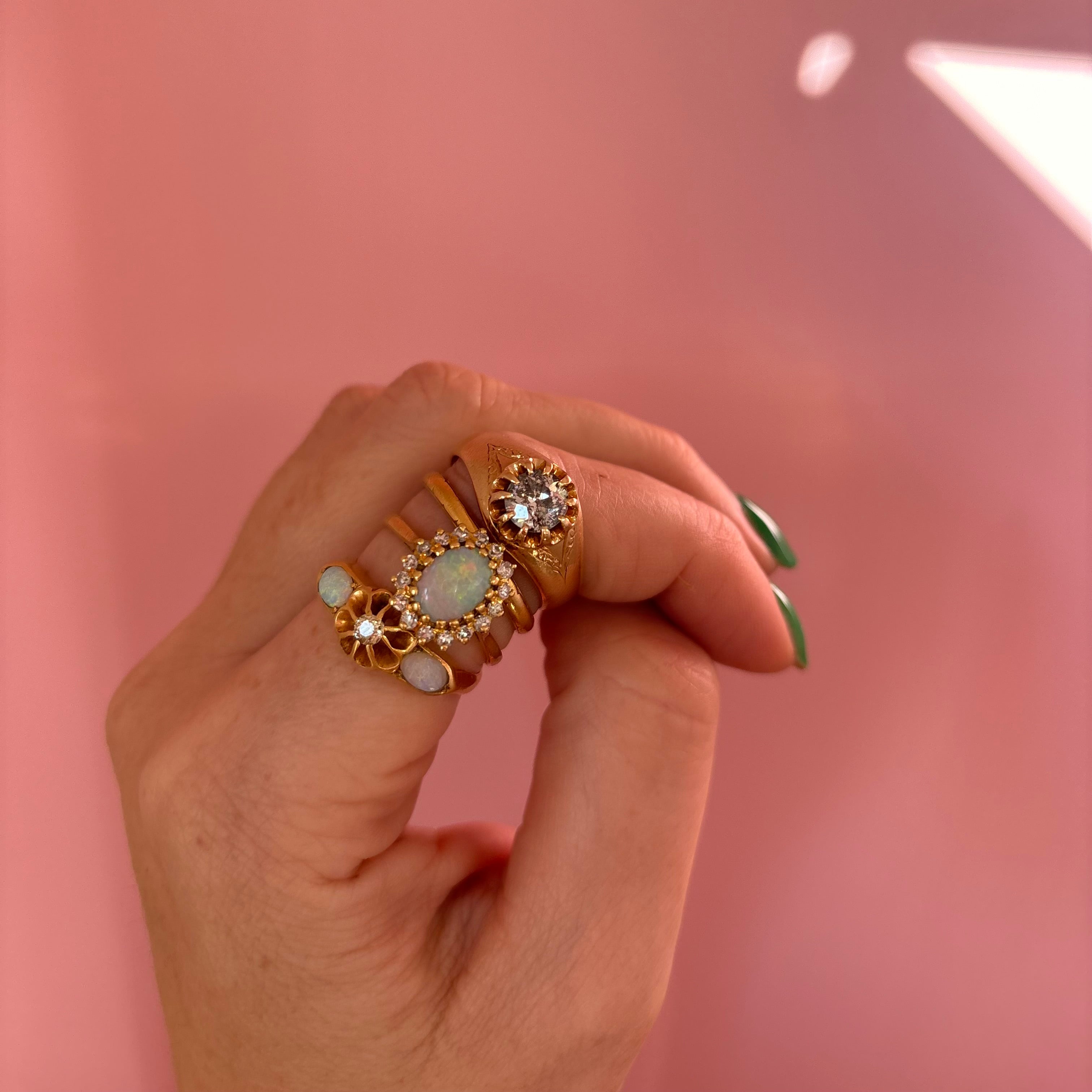 18ct gold 0.95ct diamond ring