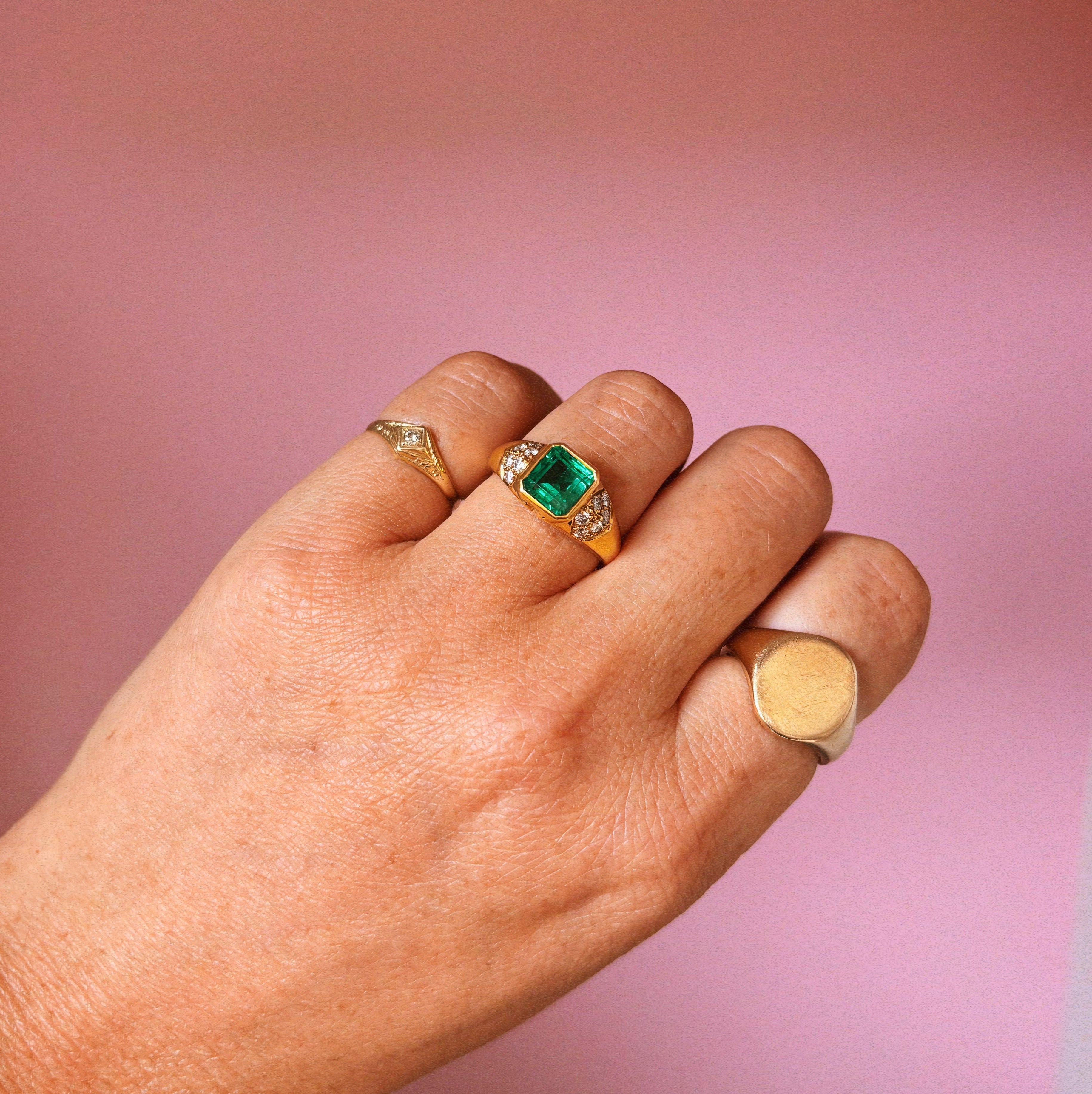 18ct gold emerald and diamond ring