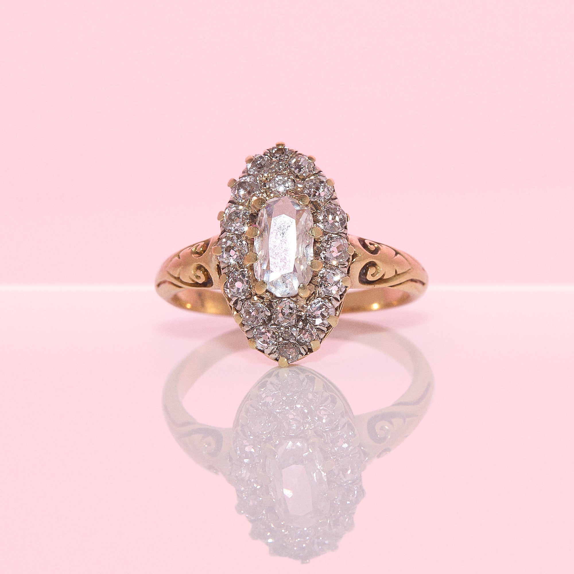 18ct gold diamond marquise ring