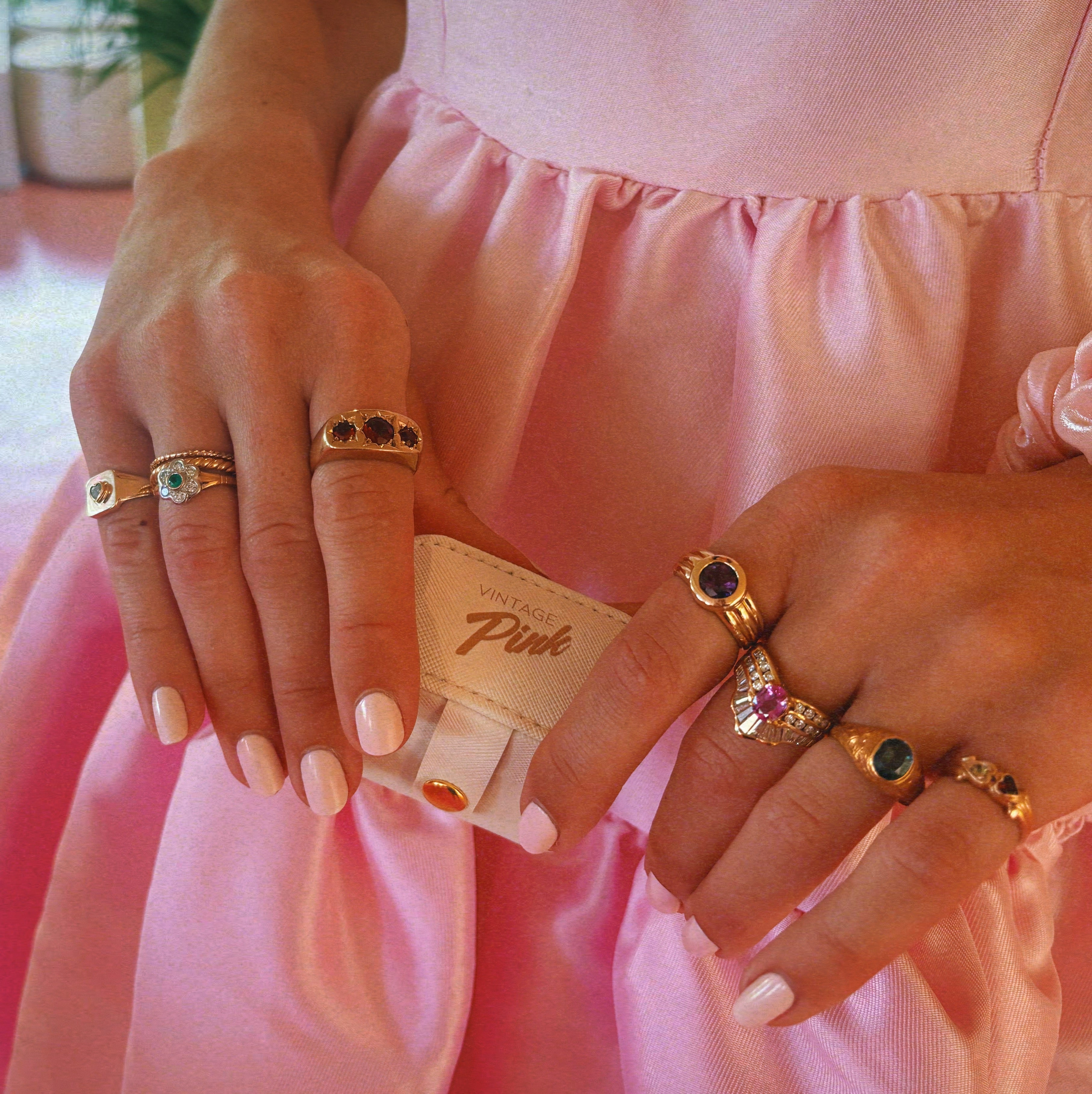 9ct gold 0.31ct heart-shaped diamond vintage square signet ring