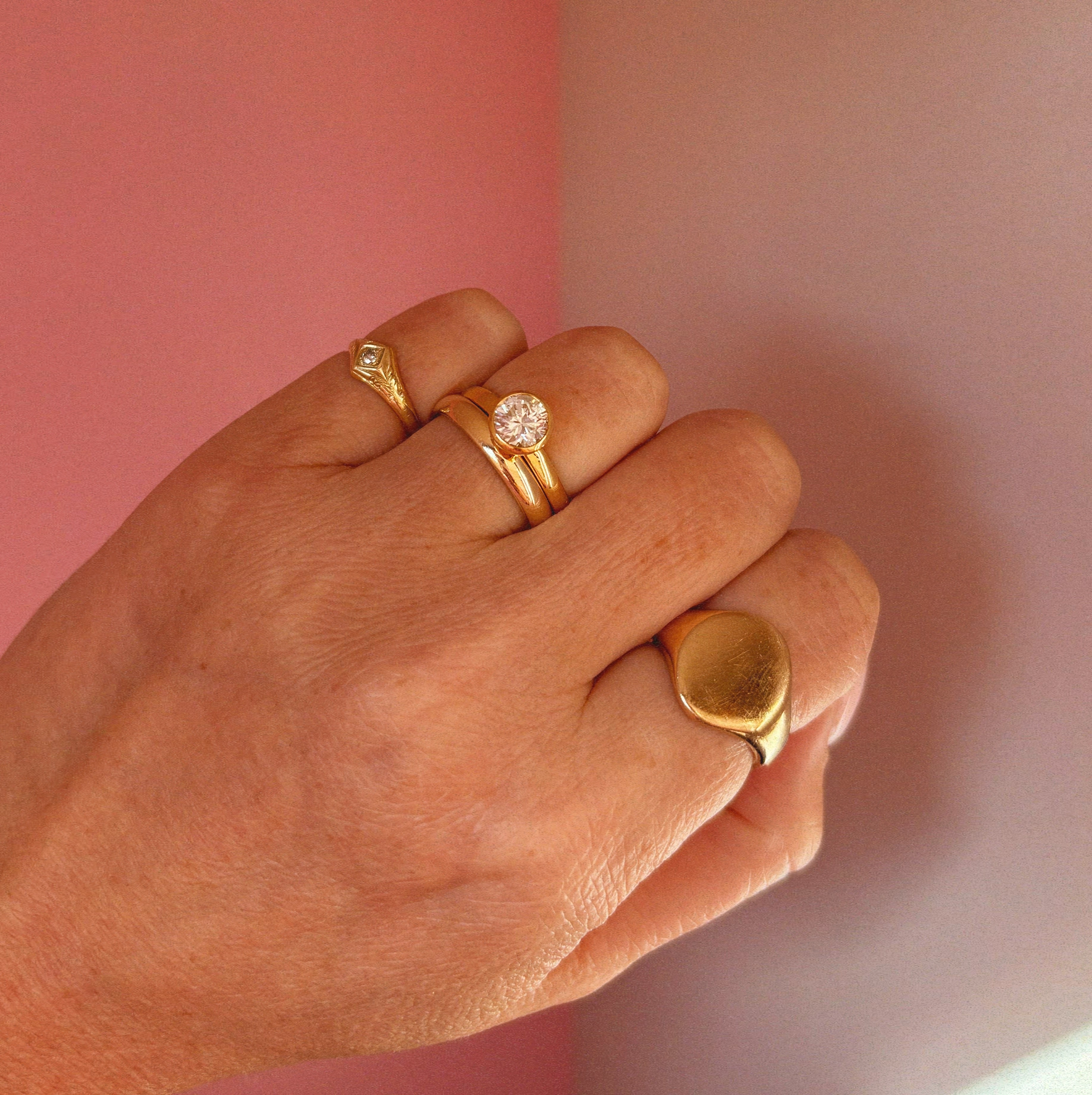 18ct gold bezel set round 1ct diamond ring (made to order)