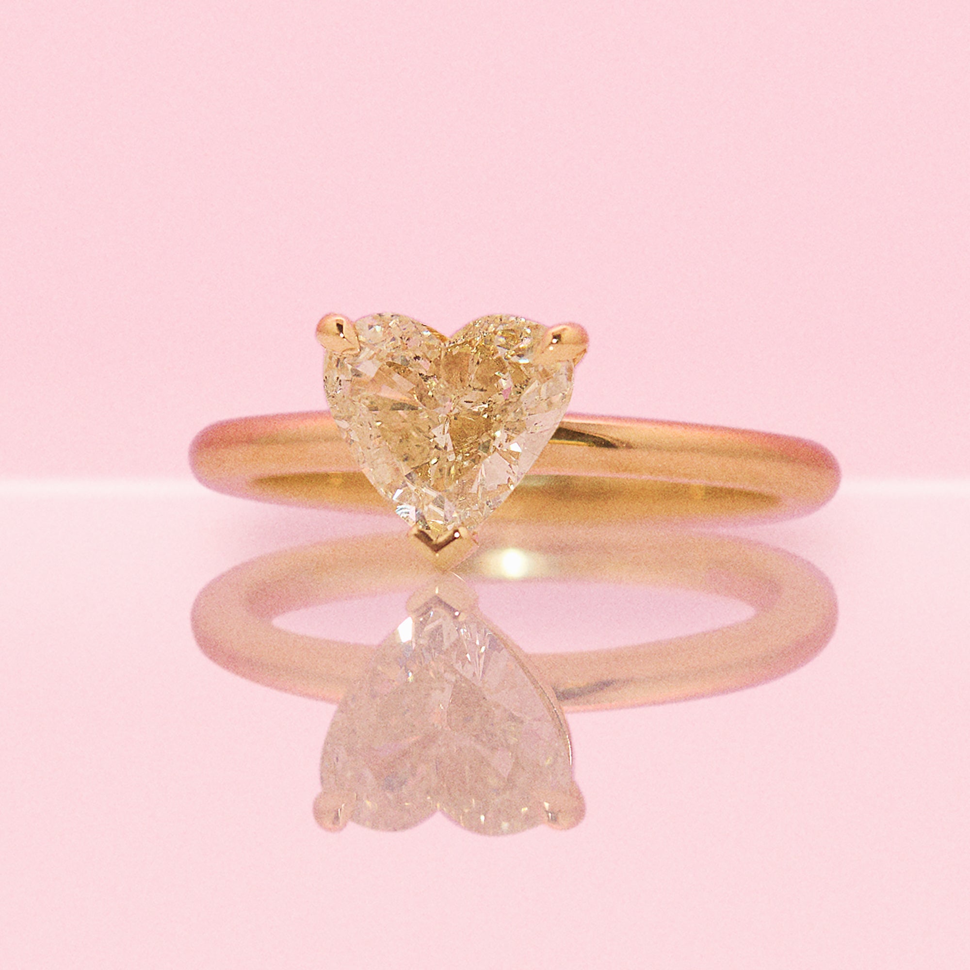 18ct gold 1.05ct heart-shaped diamond ring