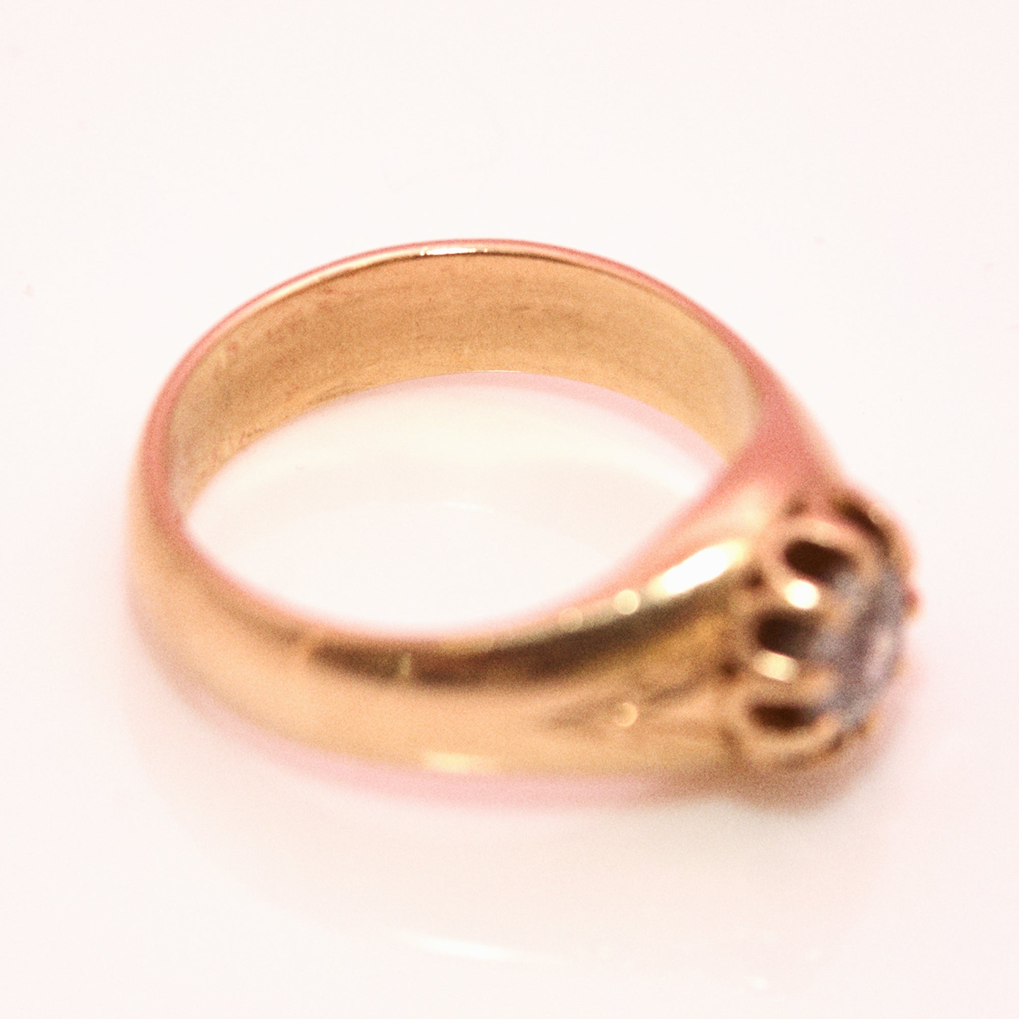 18ct gold 0.95ct diamond ring