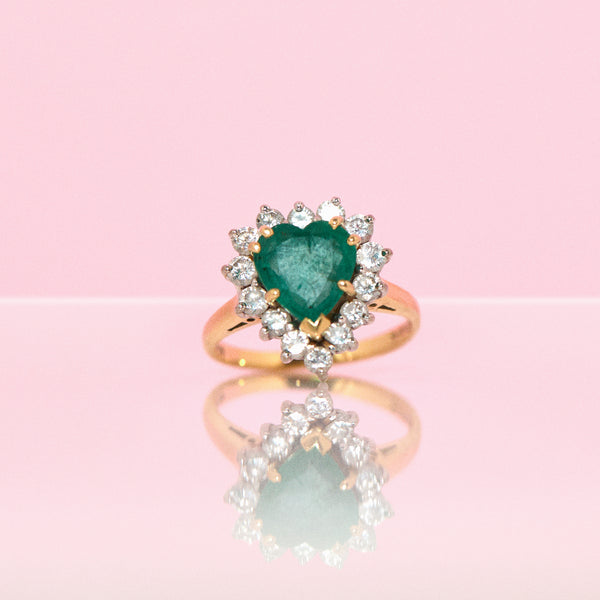 18ct gold heart shaped emerald and diamond ring