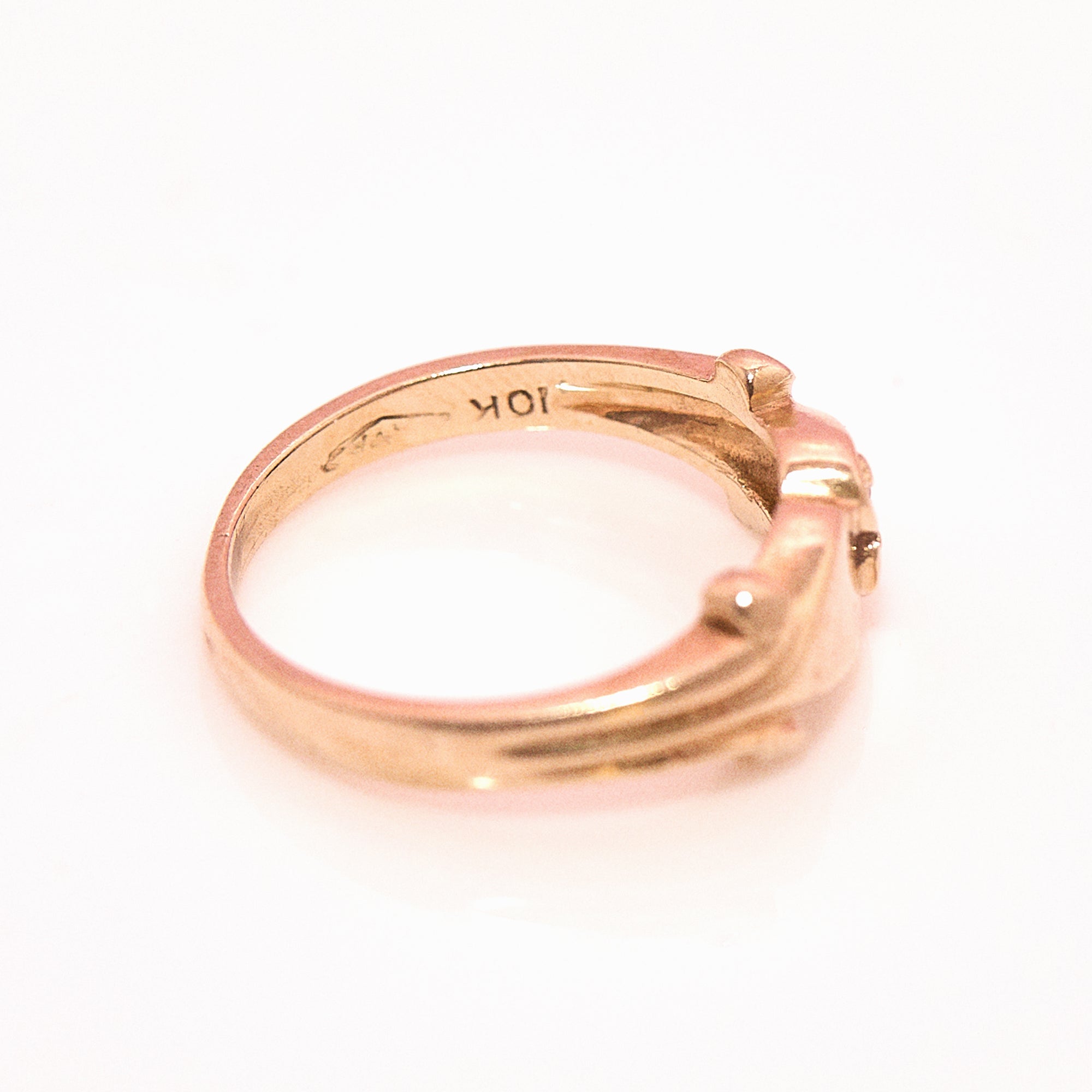 10ct gold heart shaped pinky ring