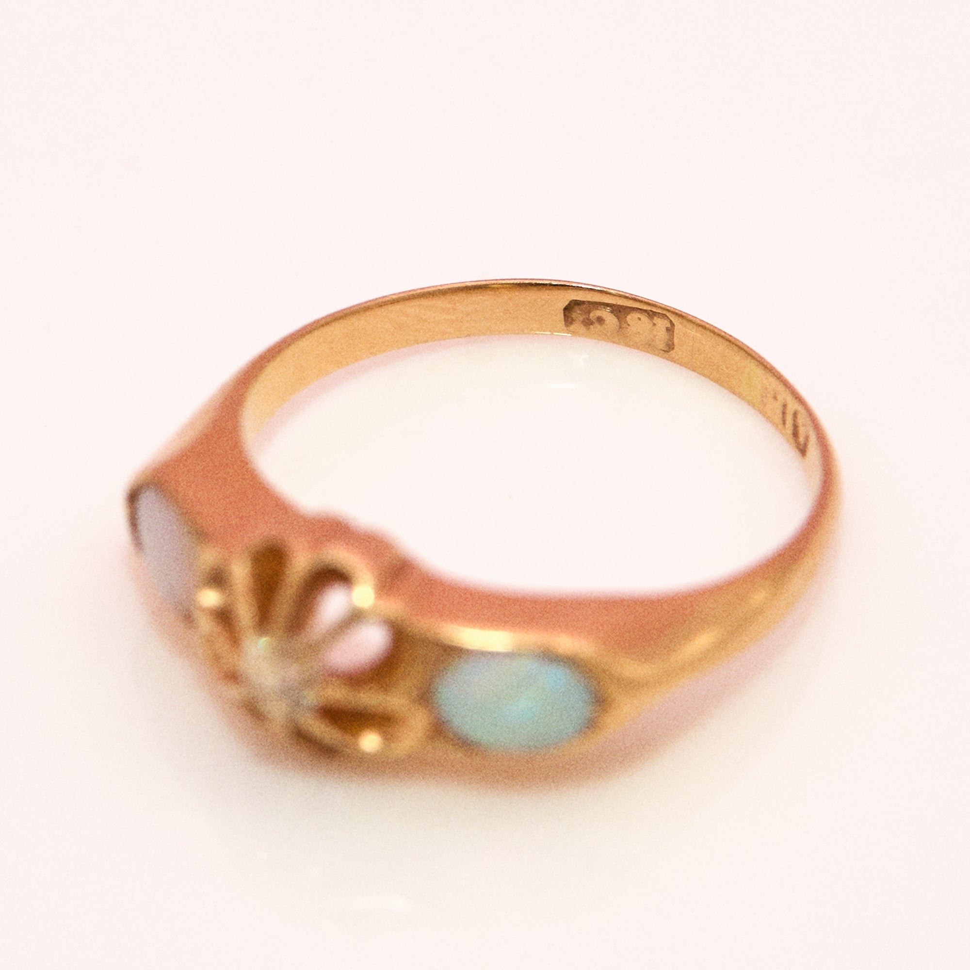 18ct gold opal and diamond buttercup ring