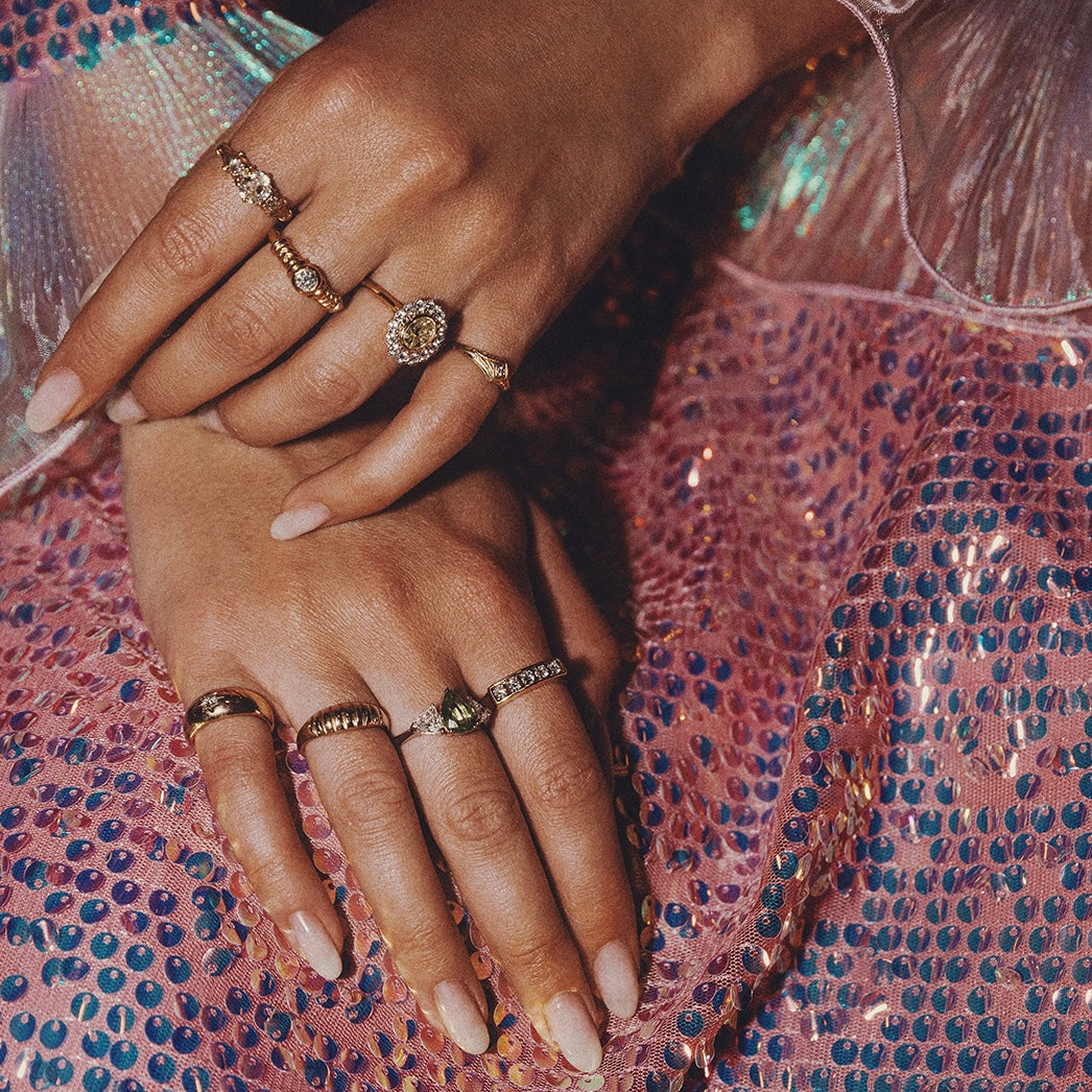 18ct gold bezel set diamond ring