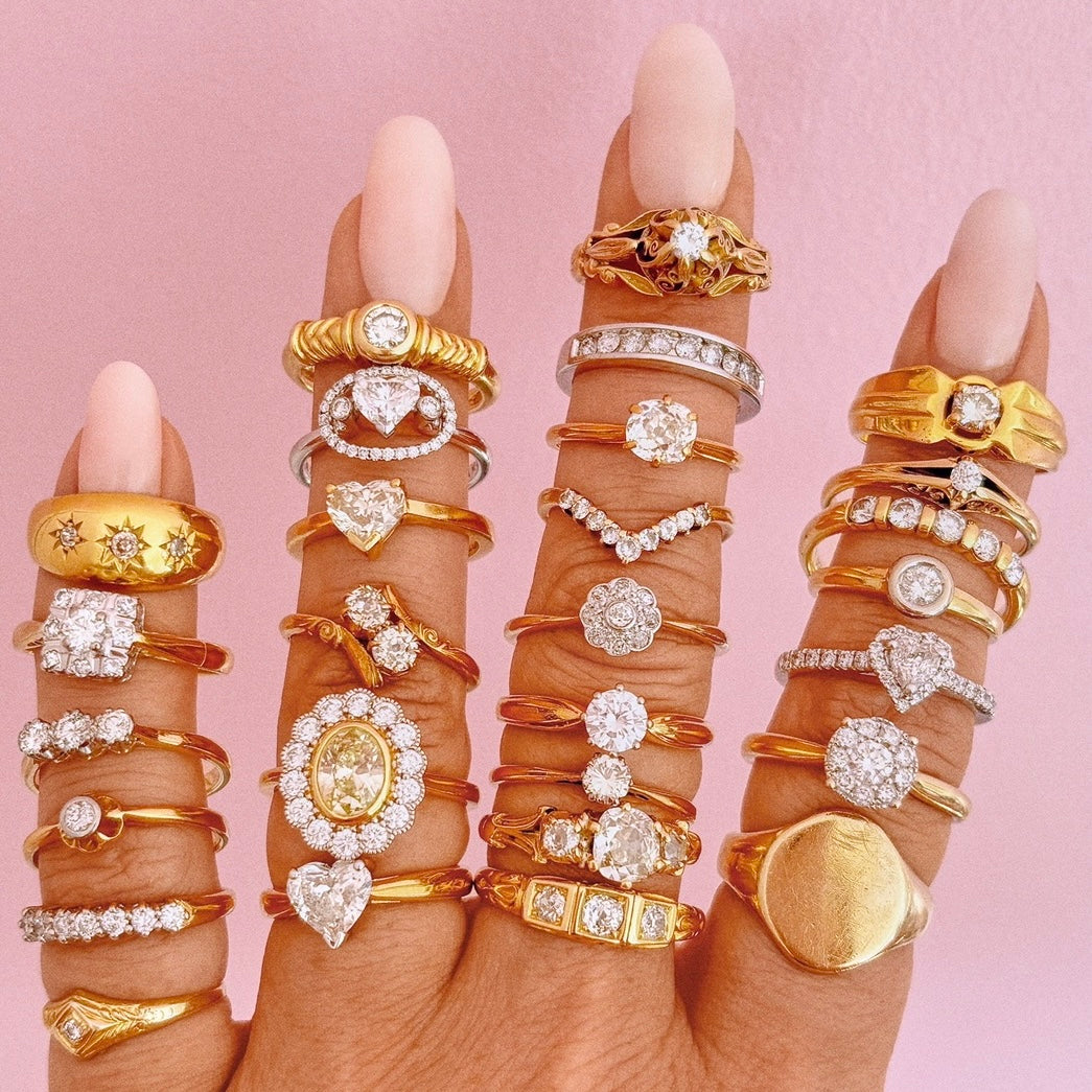 18ct gold carved diamond ring