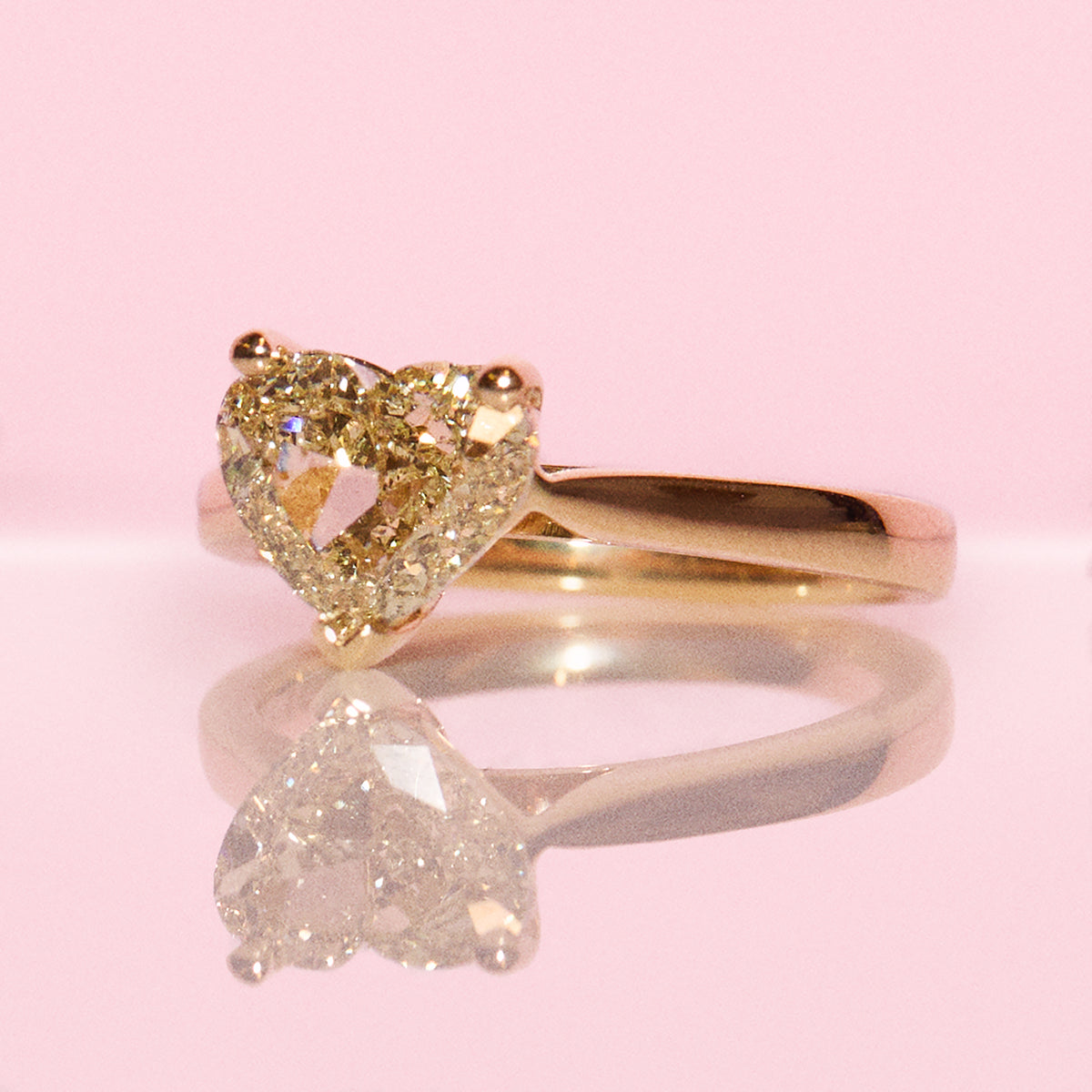 18ct yellow gold 2.0ct yellow fancy heart diamond ring