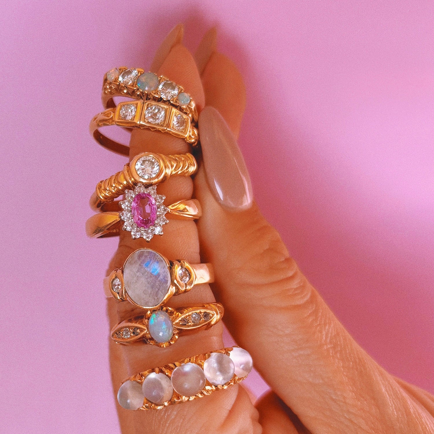 18ct gold bezel set diamond ring