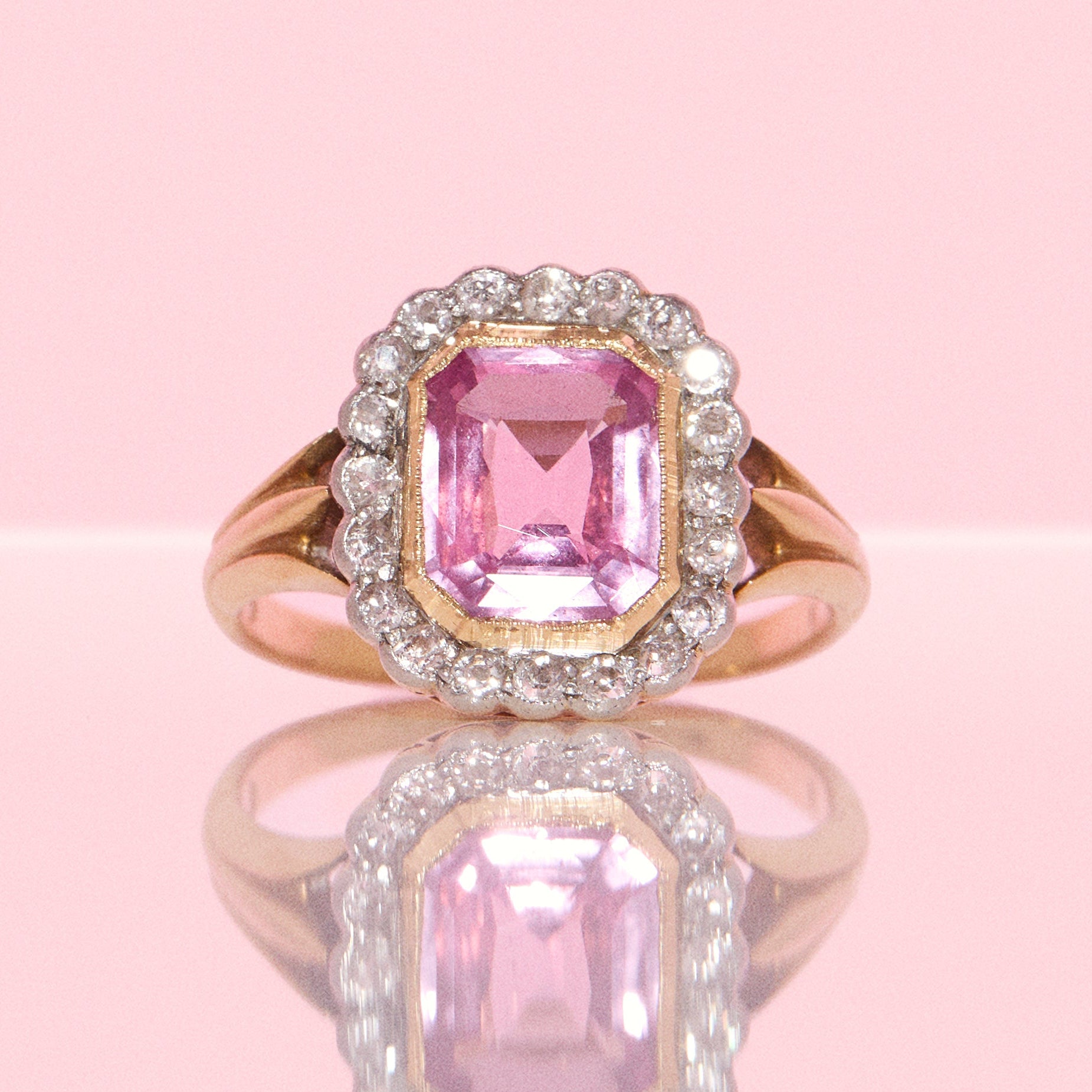 Vintage 18ct gold 2.52ct pink spinel and diamond Victorian ring