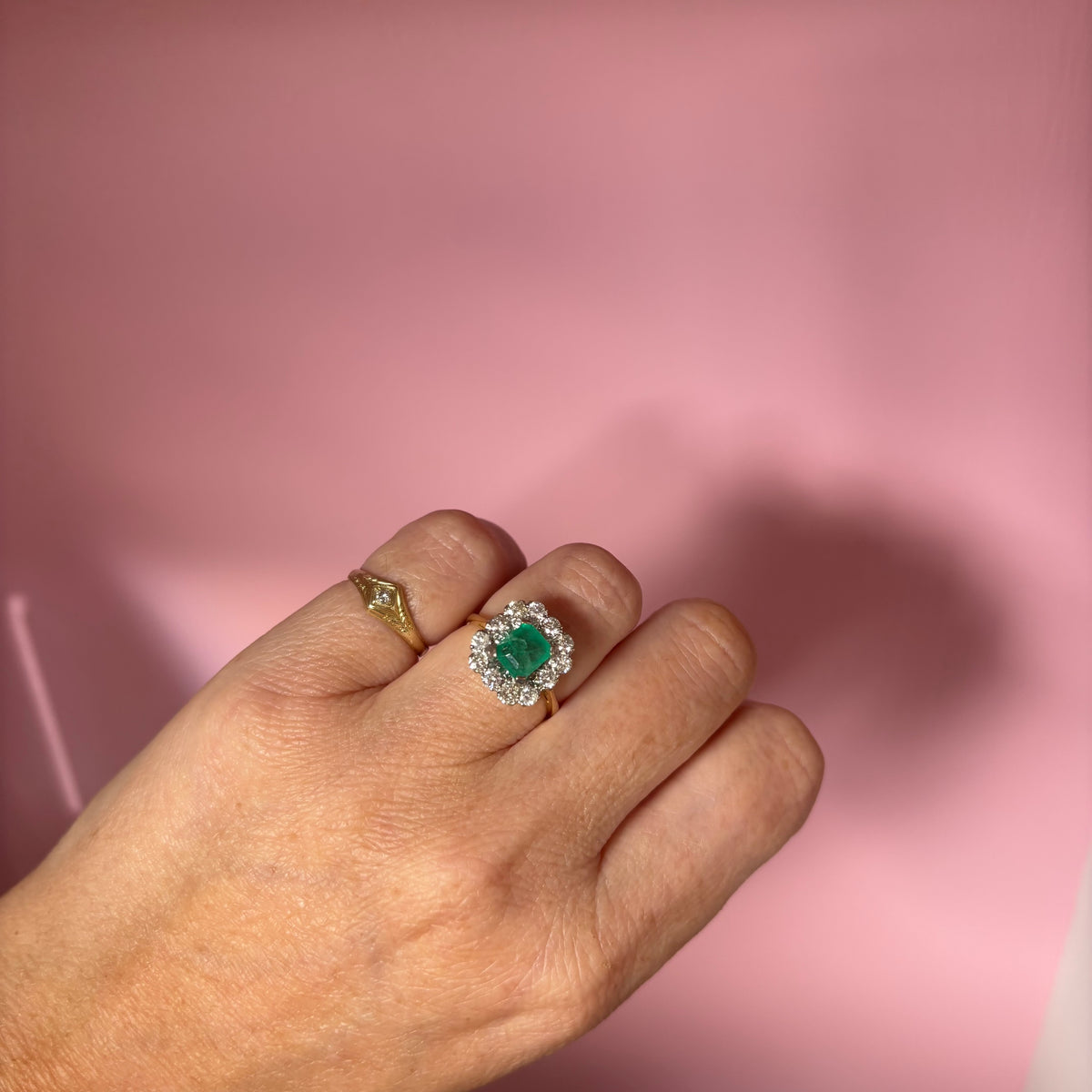 18ct gold emerald and diamond cluster ring