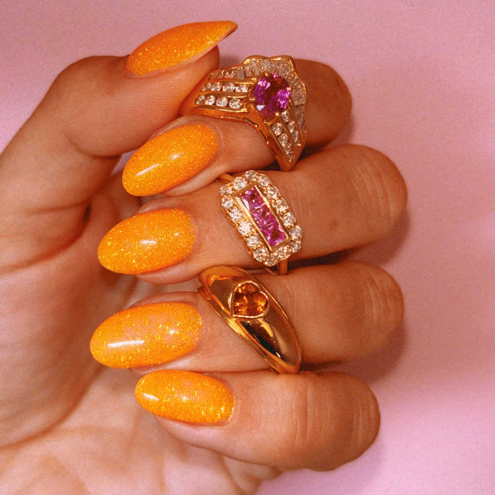 14ct gold heart shaped citrine signet ring