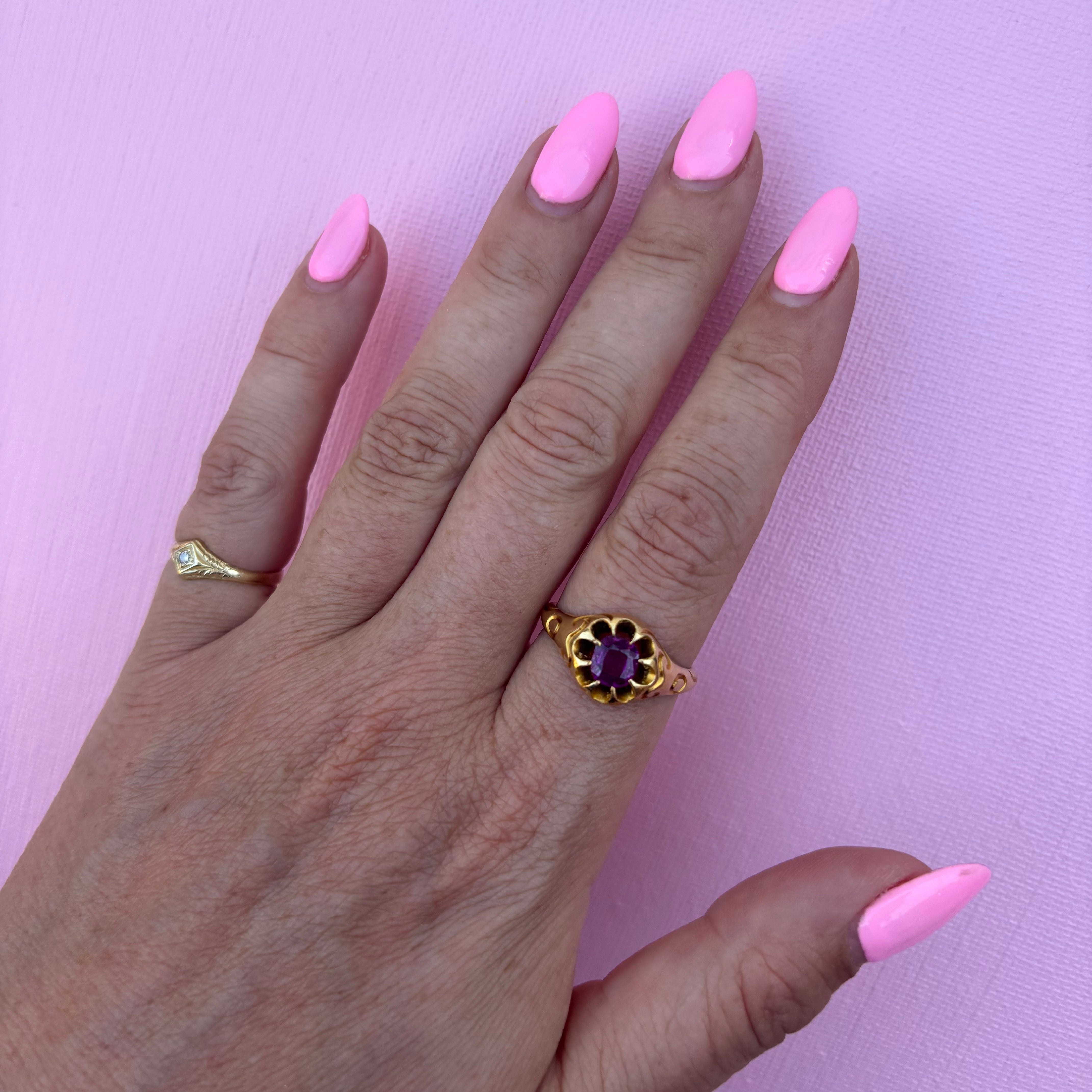 18ct gold rhodolite garnet buttercup ring
