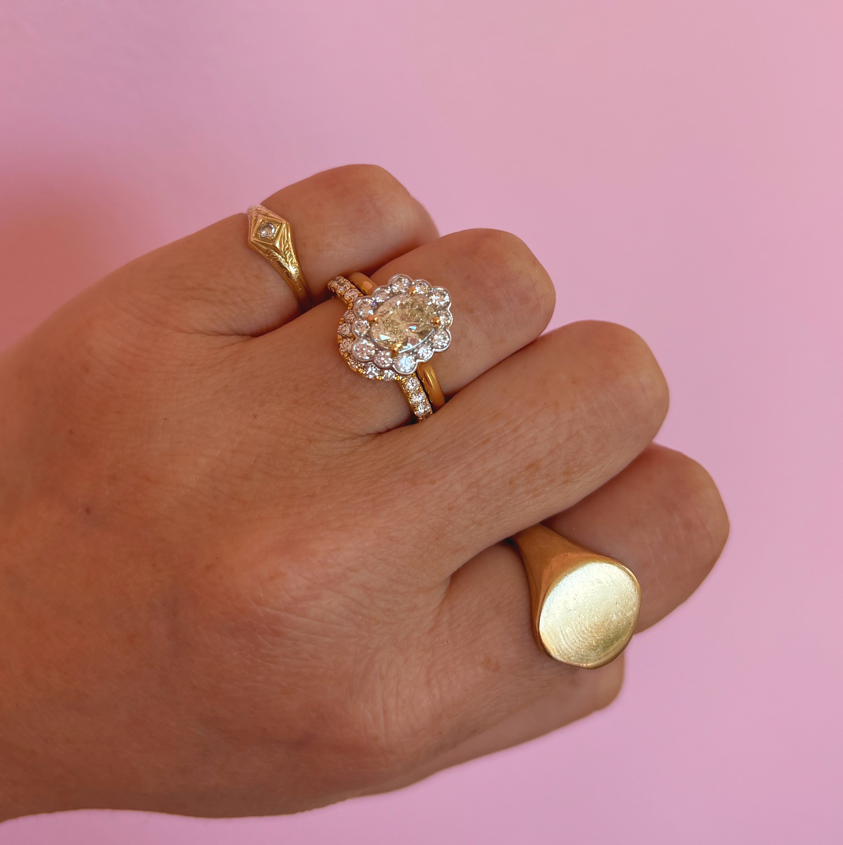 18ct gold curved half-eternity 0.47ct diamond ring