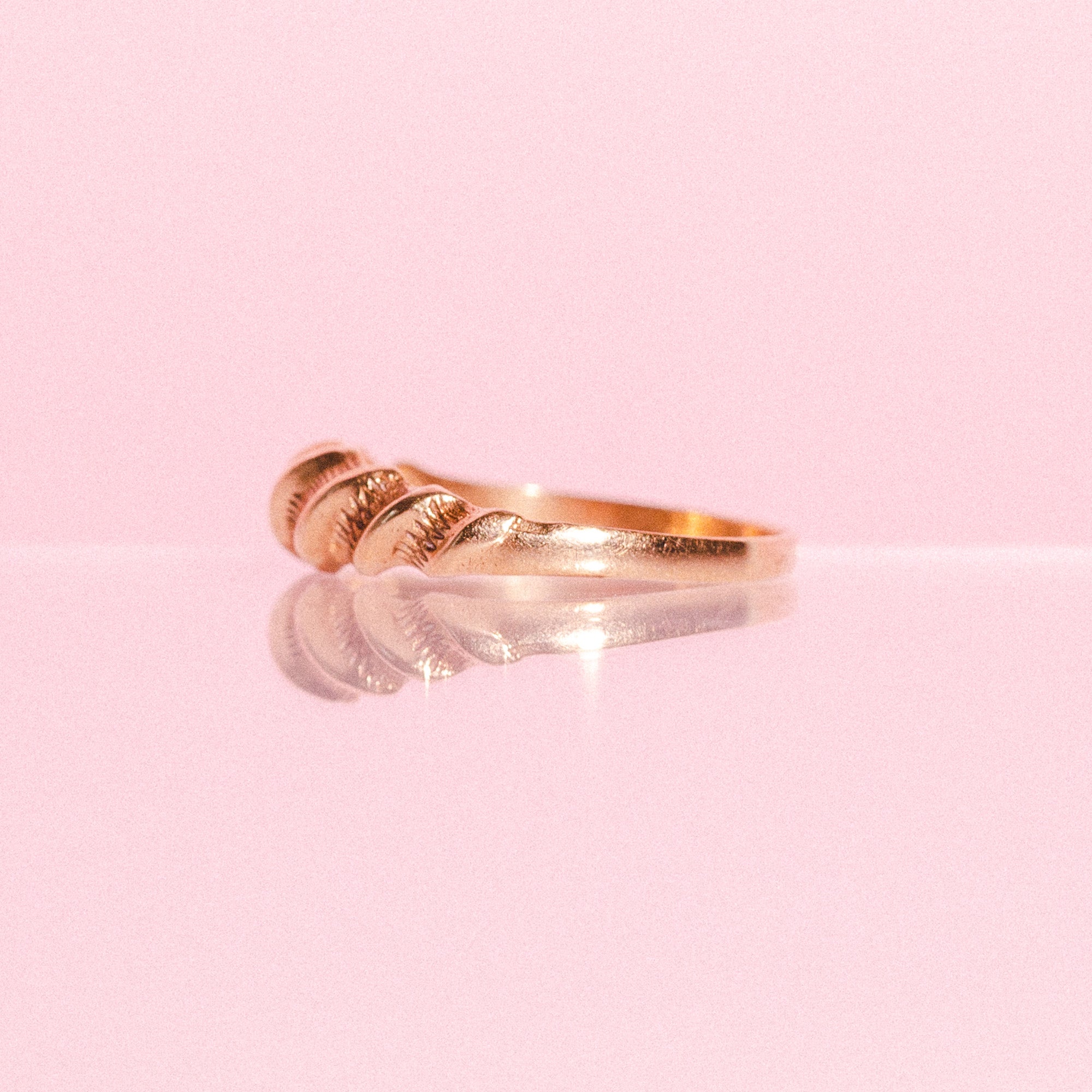 9ct gold ring