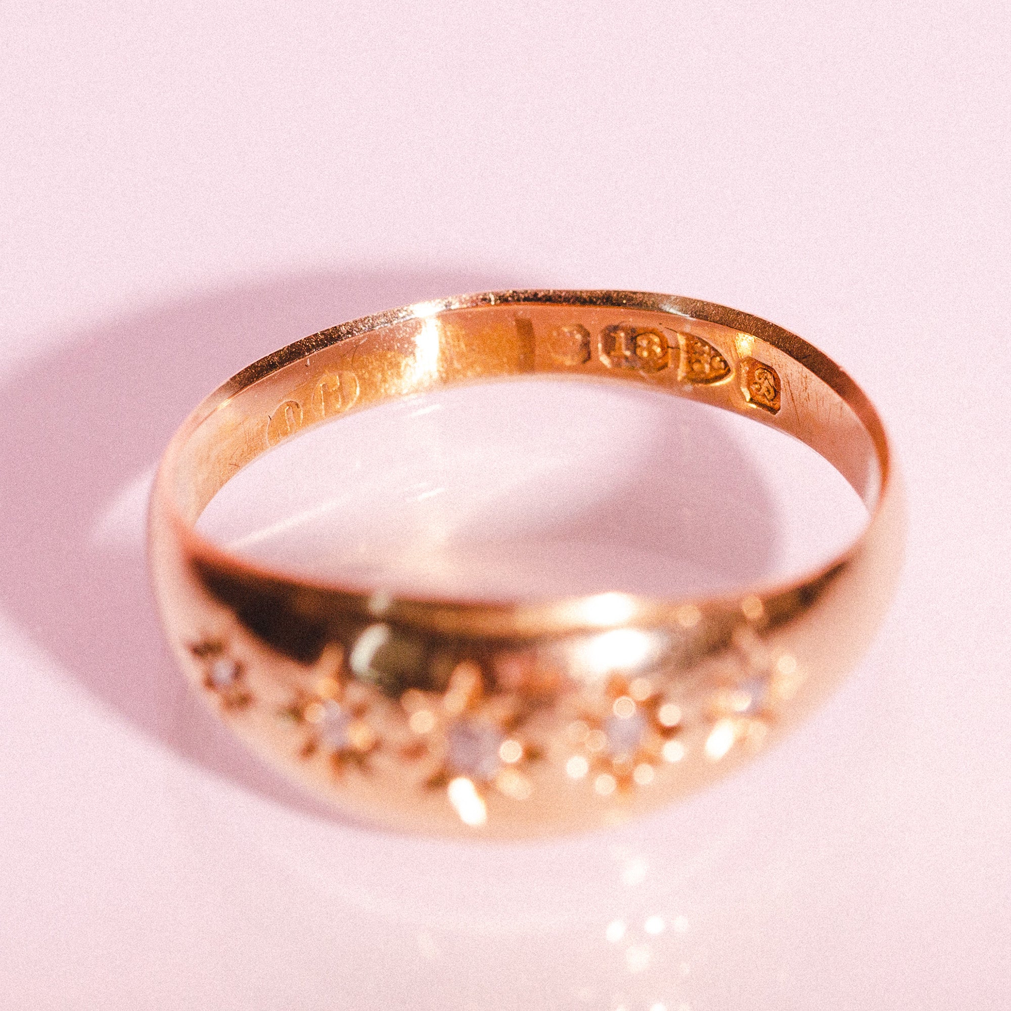 18ct gold diamond gypsy ring