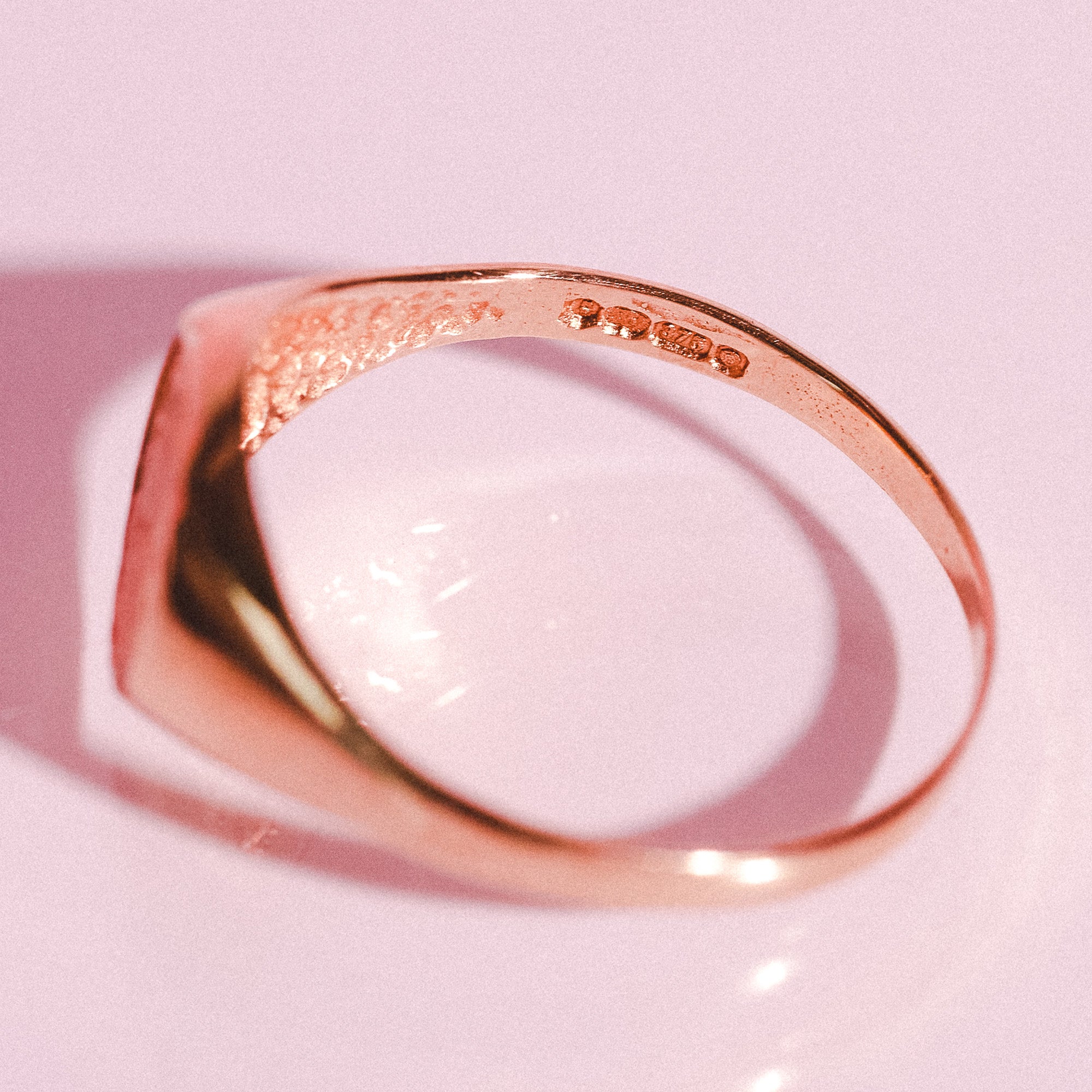 9ct gold ‘St George’ ring