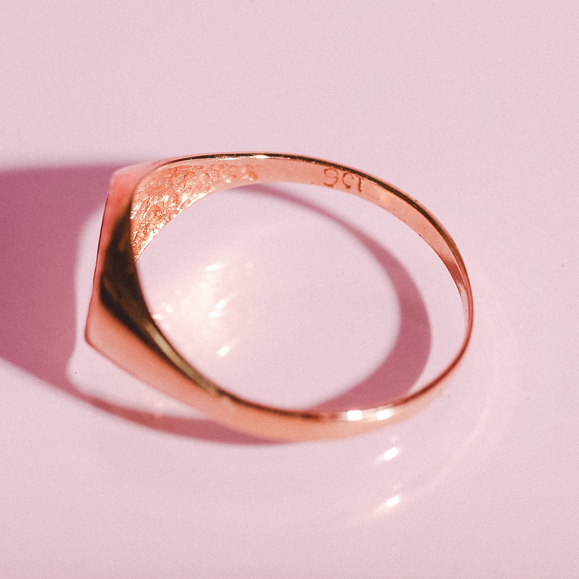 9ct gold ‘St George’ ring