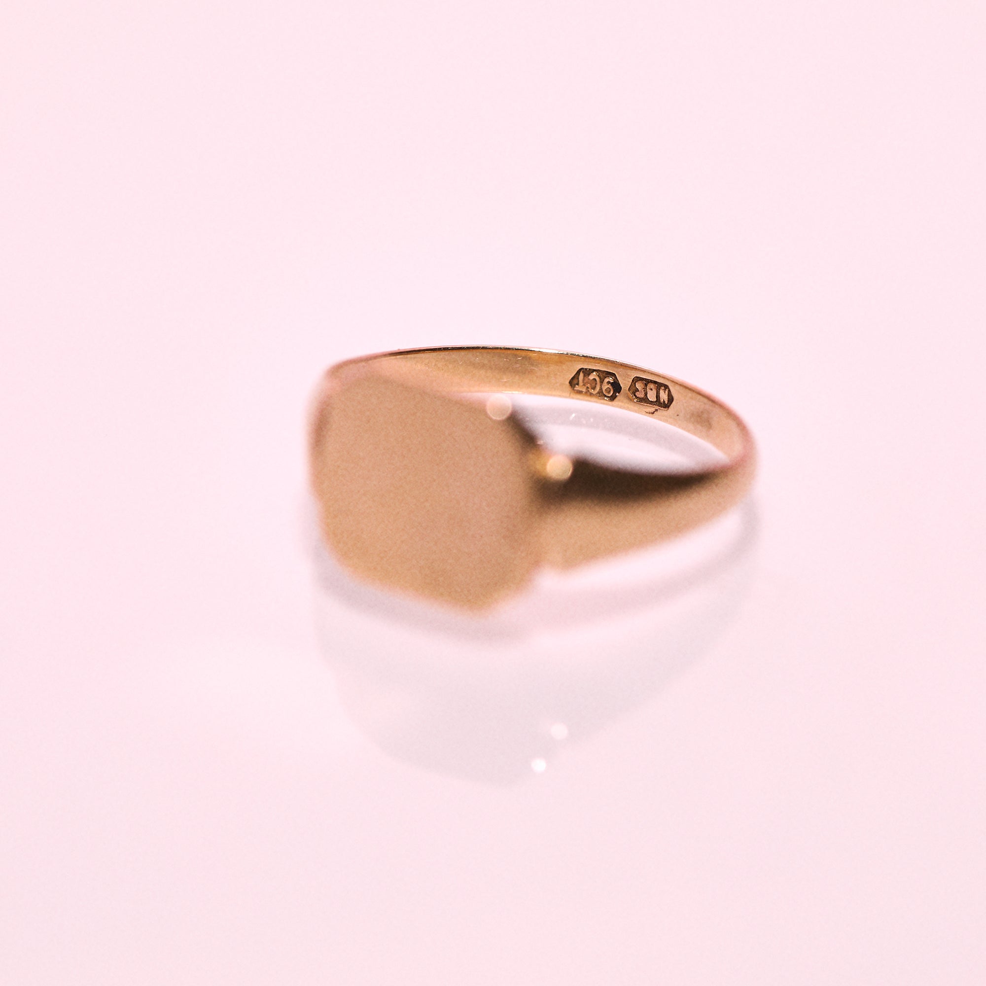 9ct gold ring
