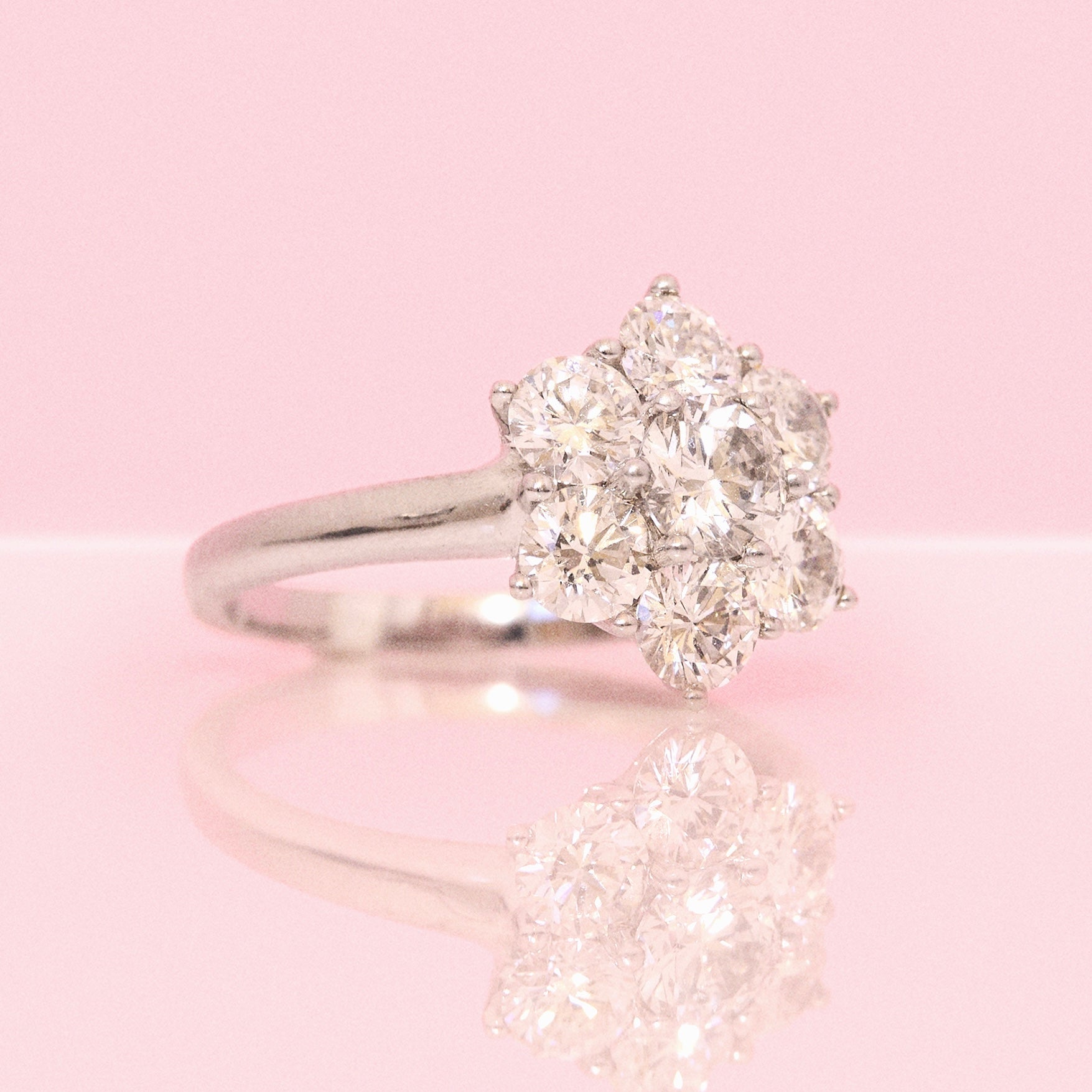18ct white gold 2.14ct diamond flower ring